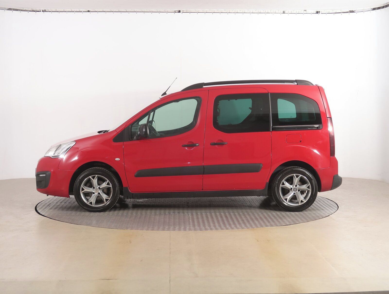 Citroën Berlingo, 1.6 VTi, XTR, 5Míst, ČR - fotka 3