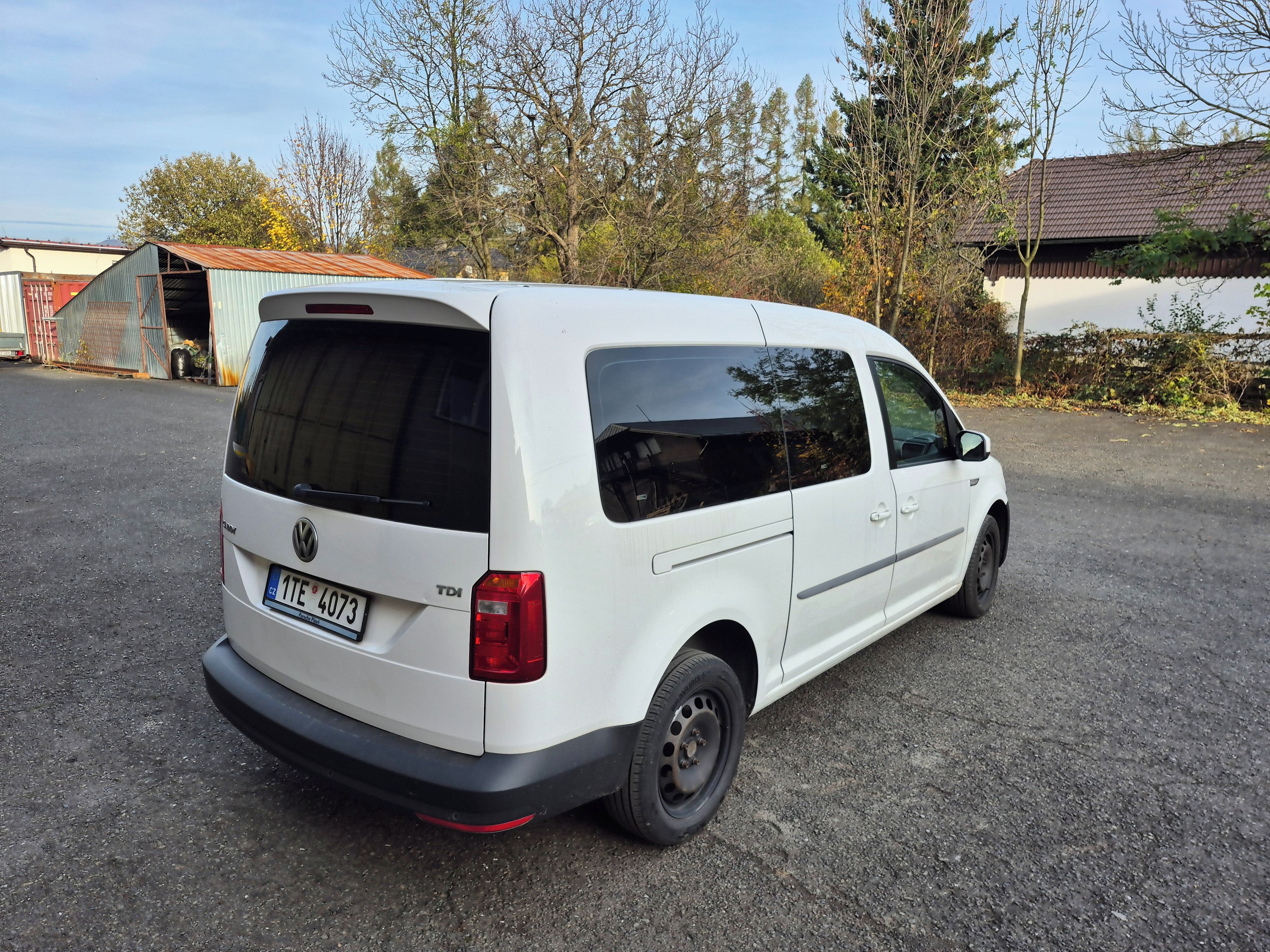 Volkswagen Caddy, MAXI 2,0TDi - fotka 3