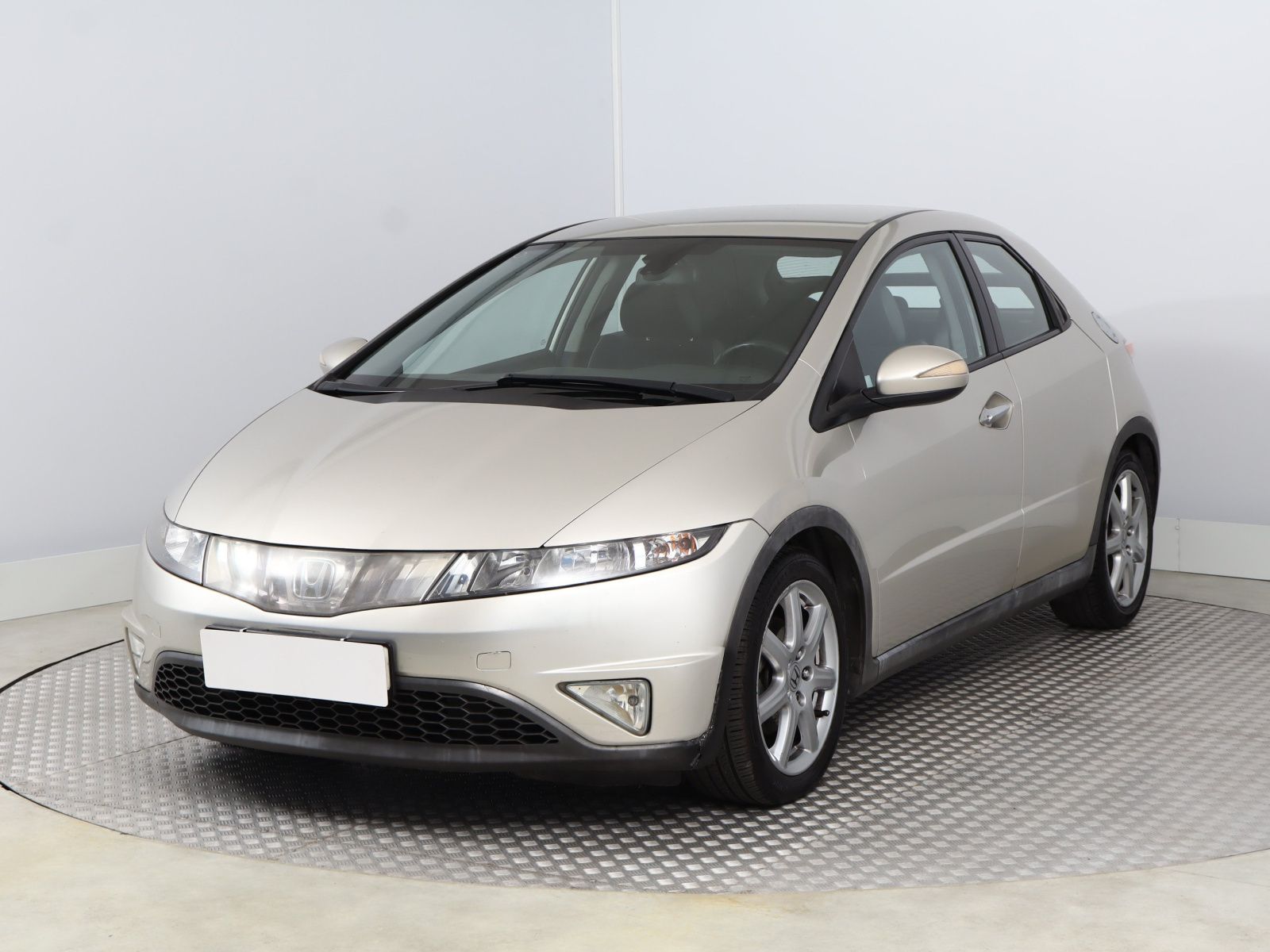 Honda Civic, 1.8 i, po STK, jezdí výborně - fotka 3