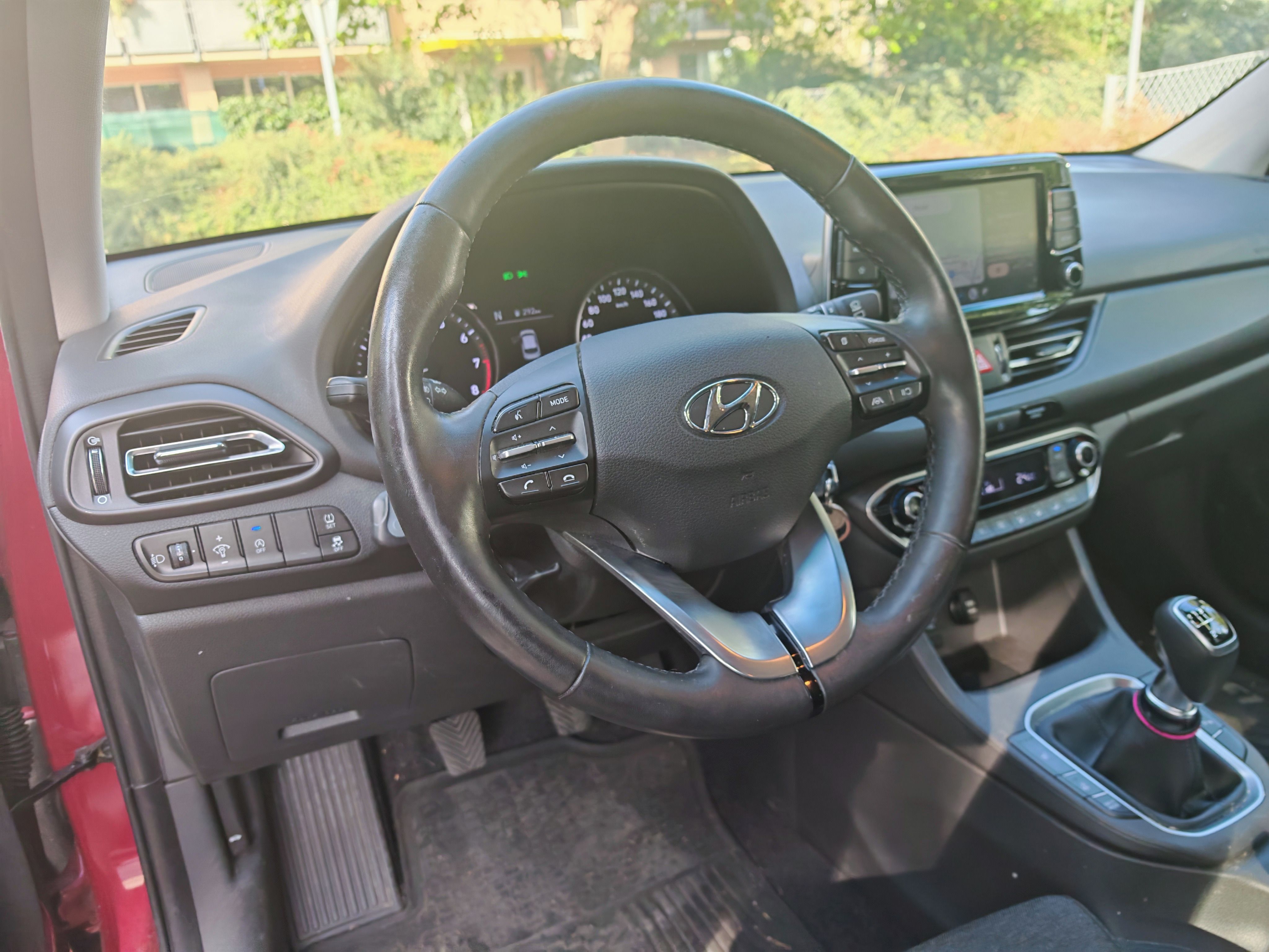 Hyundai i30, Hyundai i30 kombi 1.5 T-GDi - fotka 2