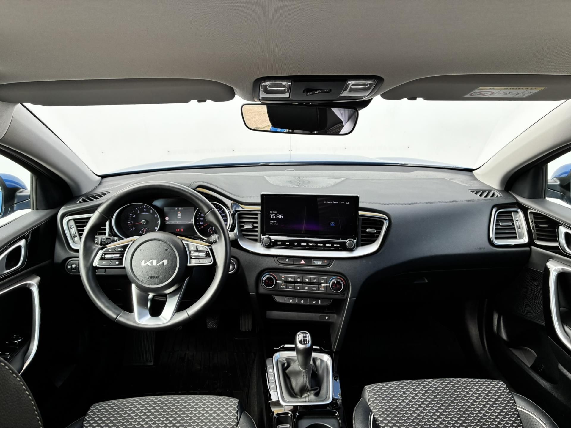 Kia XCee´d, 1.5 T-GDI 103kW TOP - fotka 5