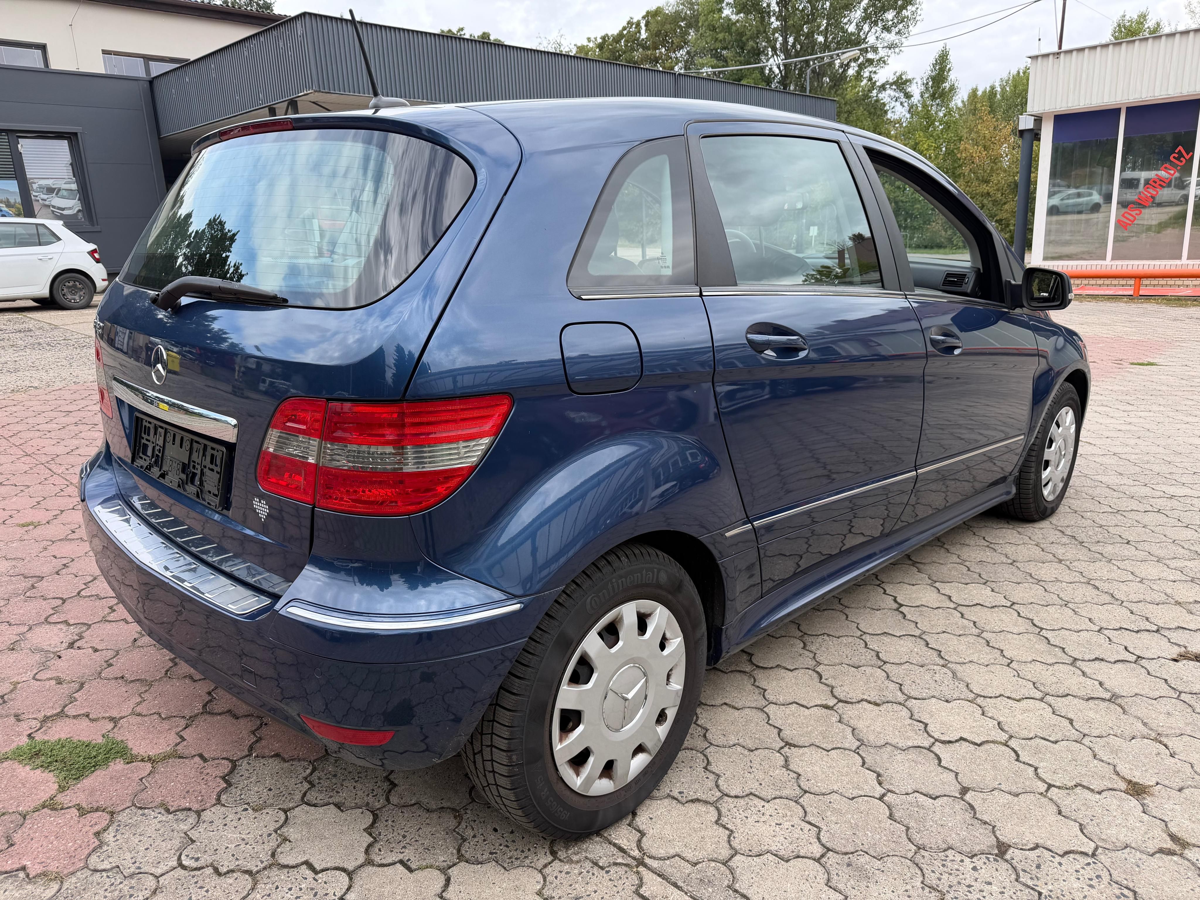 Mercedes-Benz Třídy B, MB B 180 - automat - fotka 4