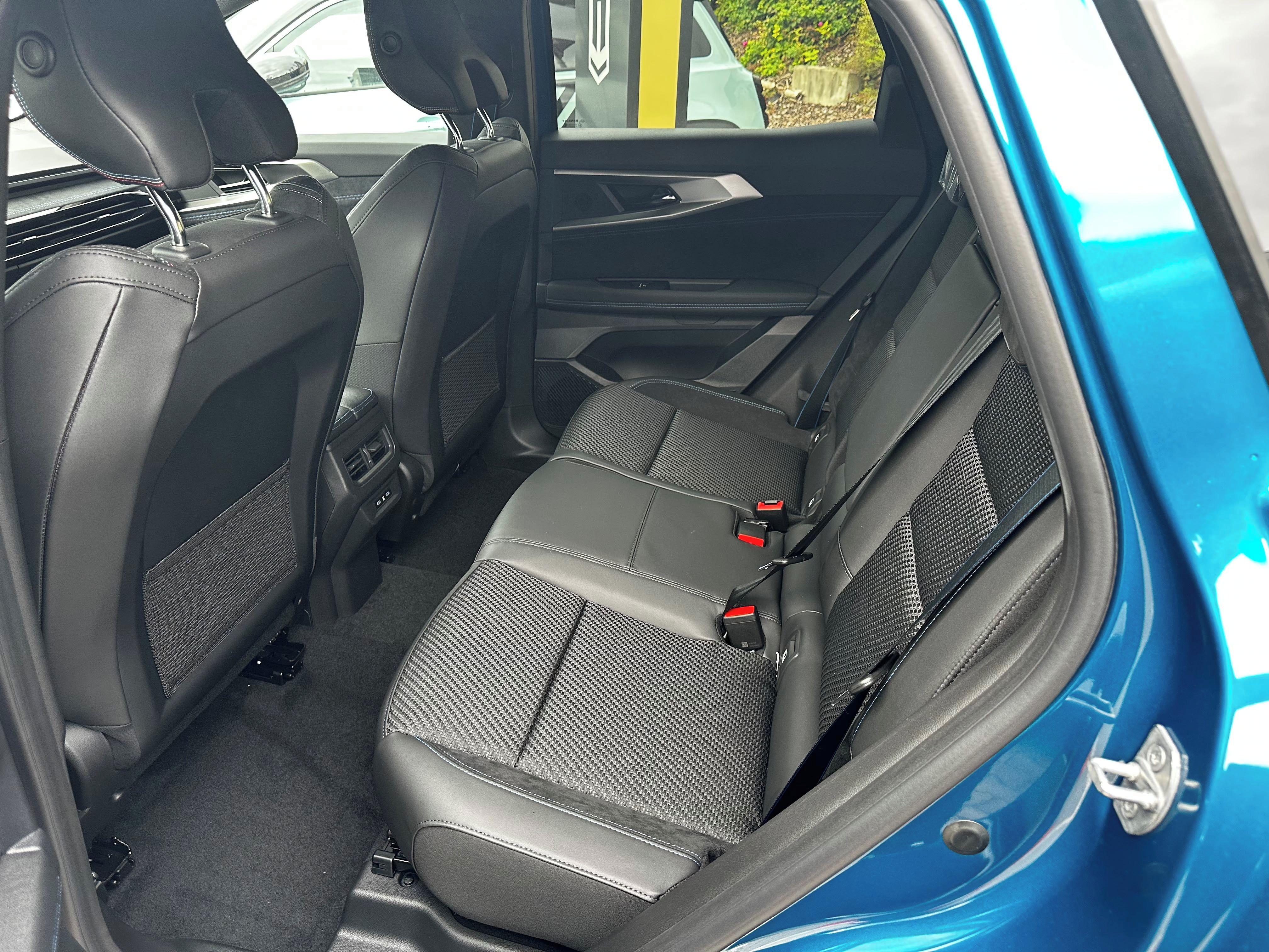 Renault Austral, Esprit Alpine 200k Full Hybrid - fotka 6