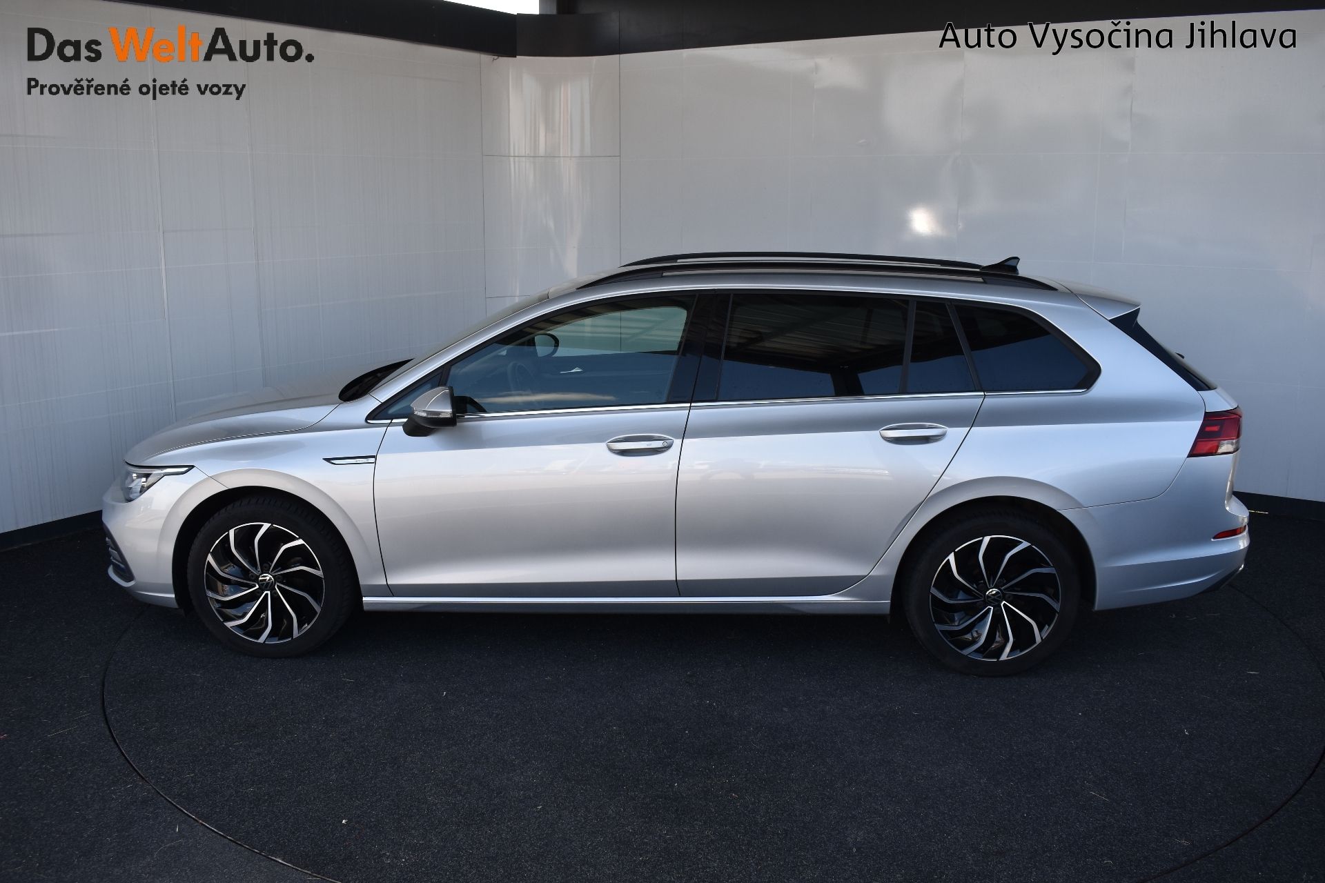 Volkswagen Golf Variant, 1.5TSI 96kW STYLE,CZ,1.Majitel - fotka 3