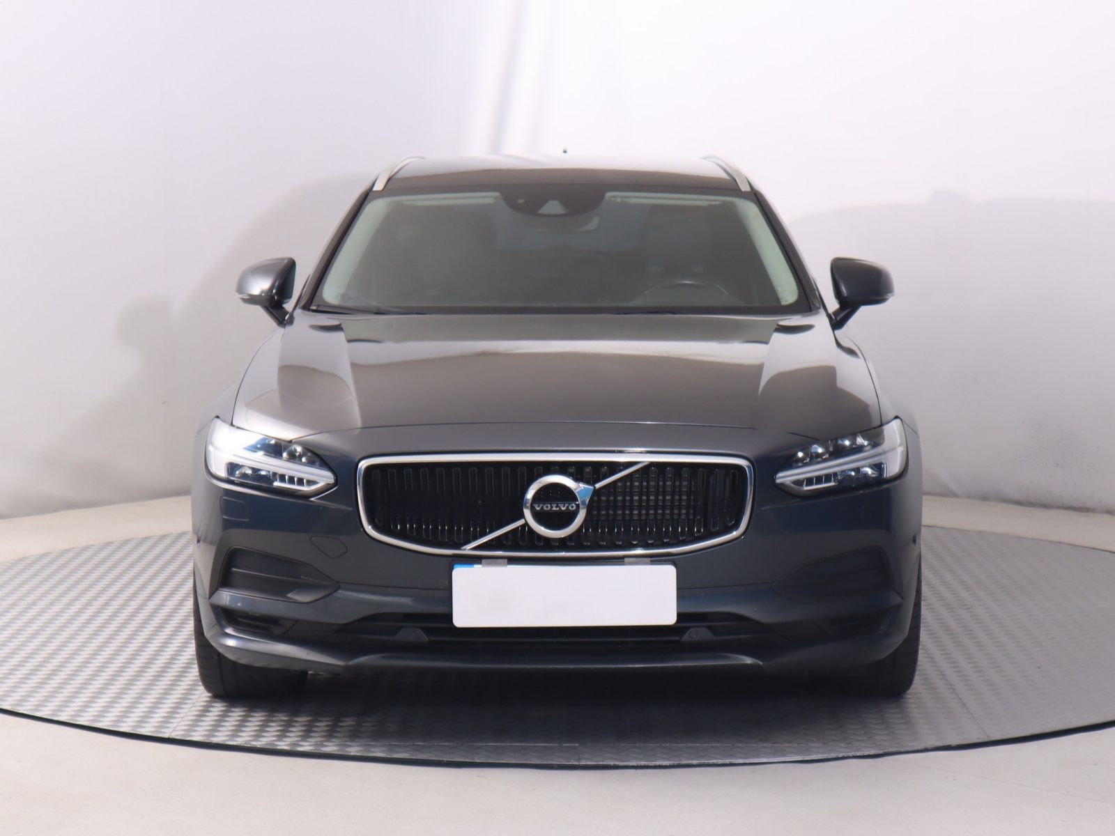 Volvo V90, D5 AWD, 4X4, Automat - fotka 2