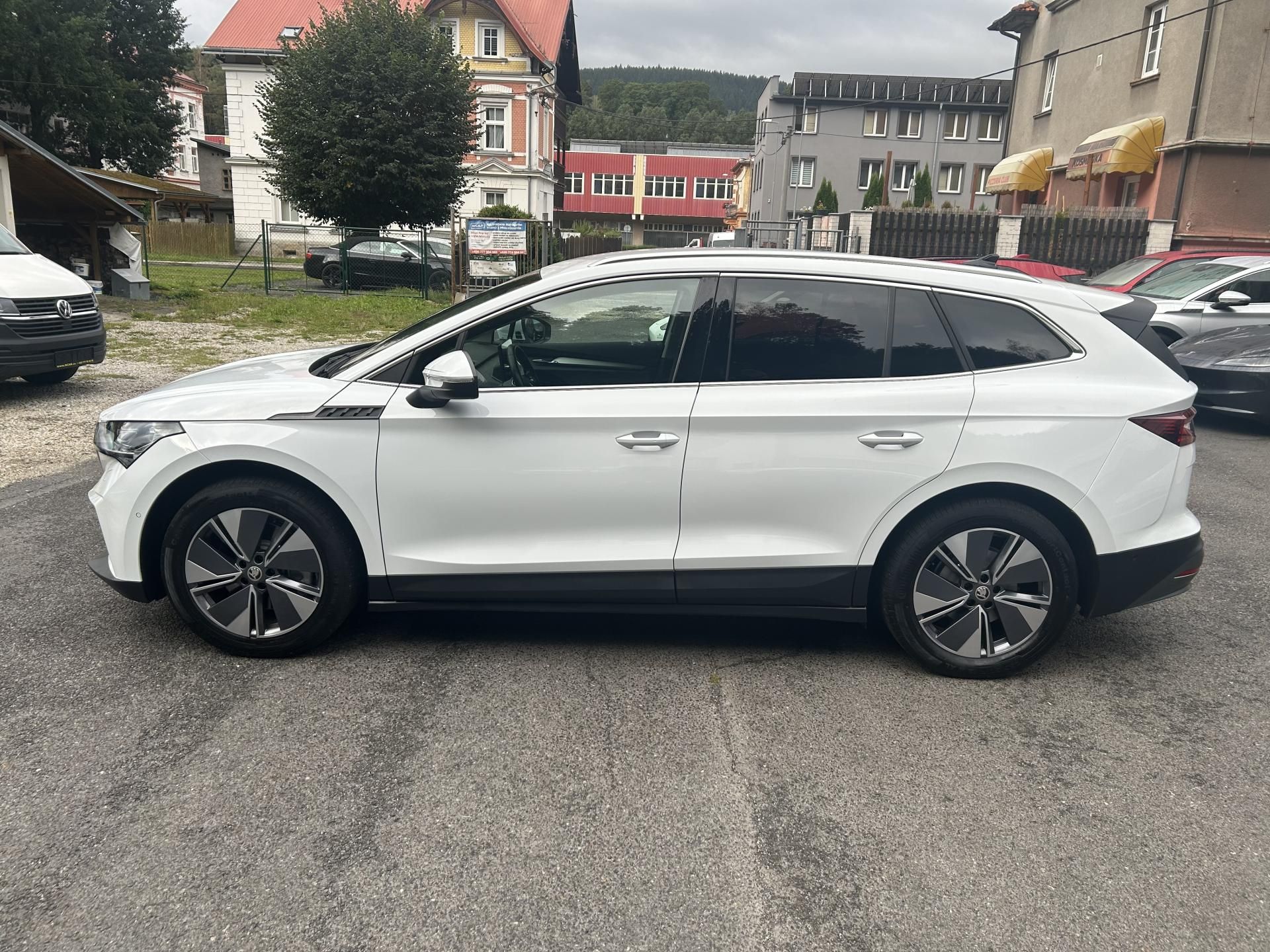 Škoda Enyaq, 150kw, iV80 19ALU TZ SOH 98% - fotka 6