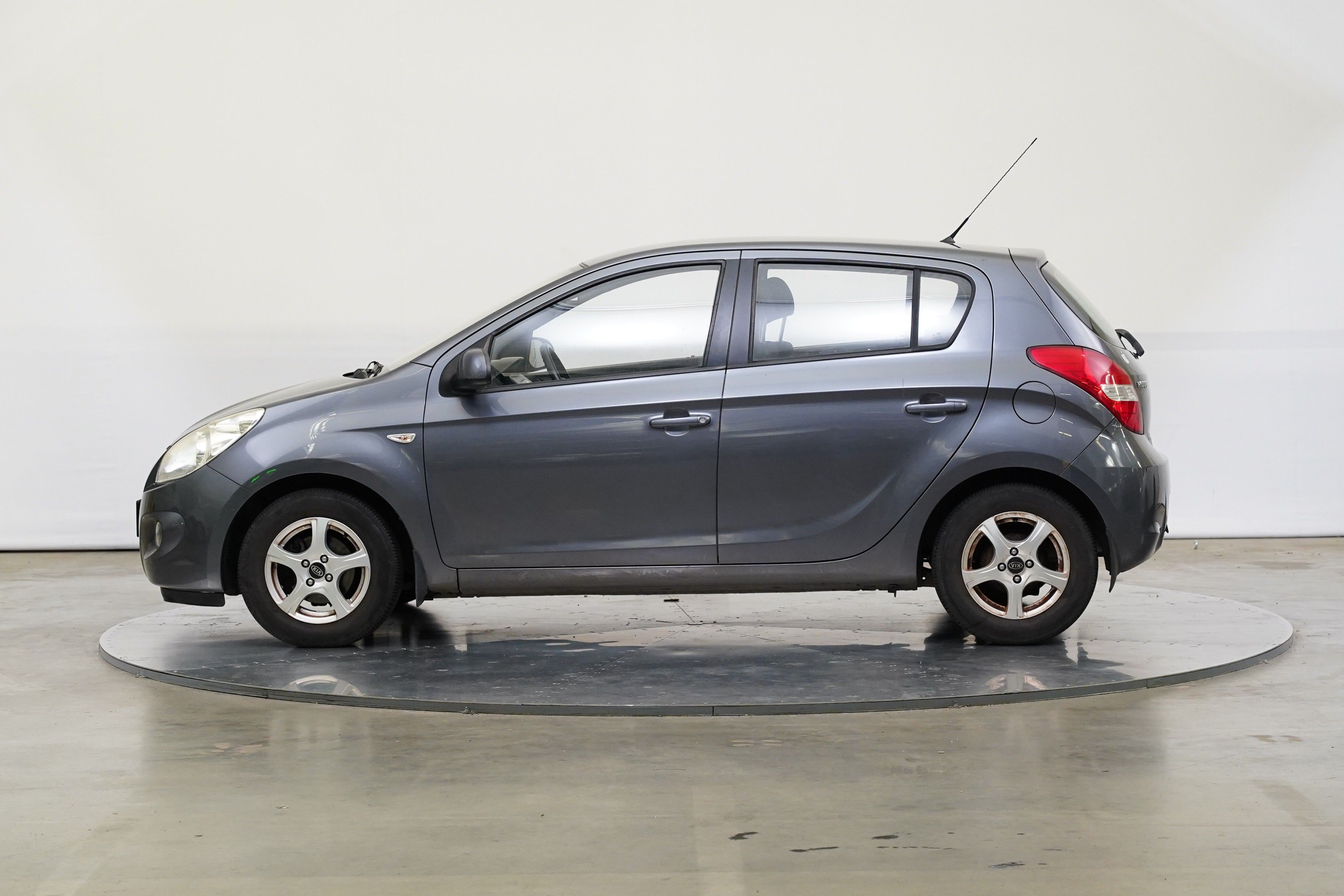 Hyundai i20, 1,3 57 kW - fotka 3