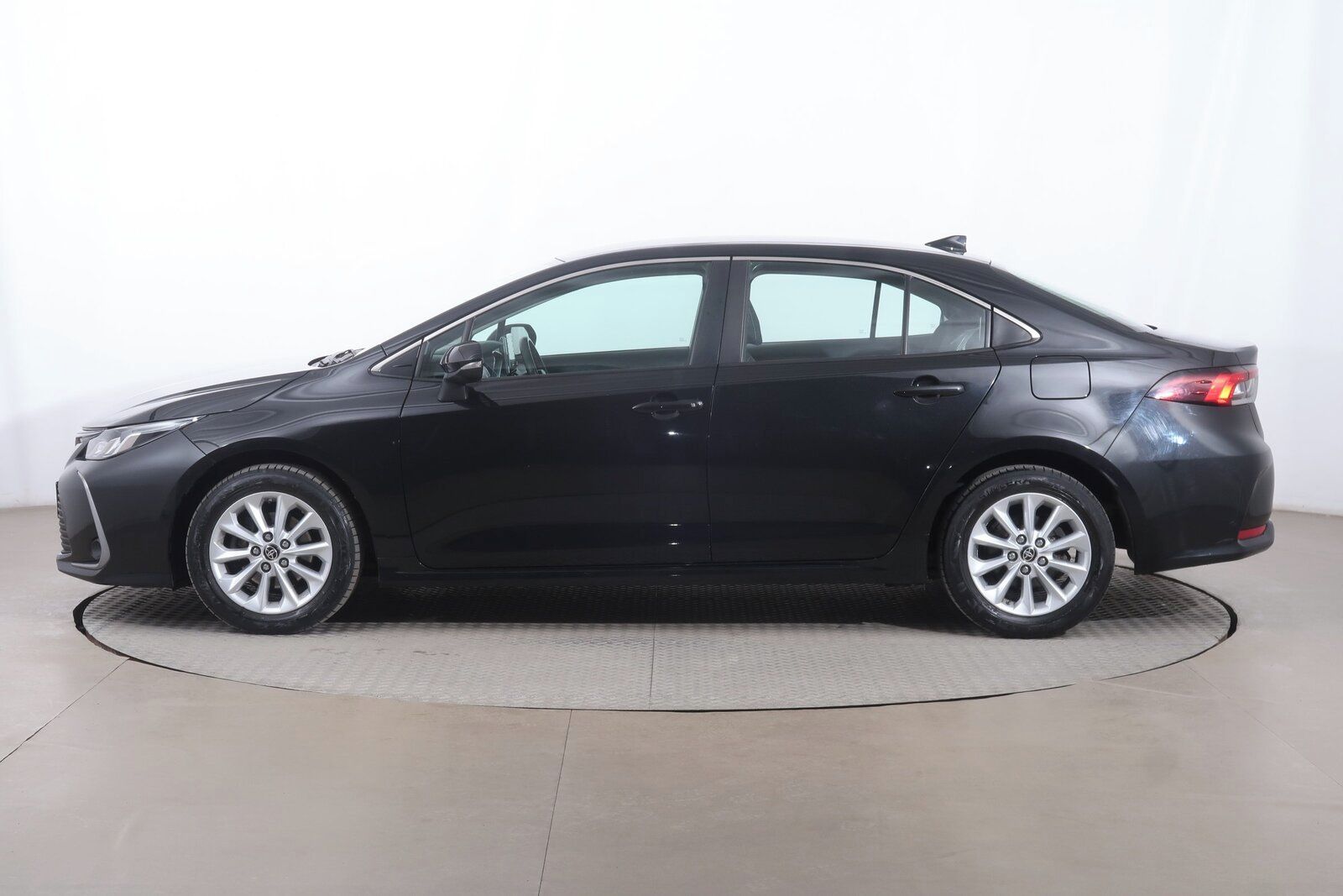 Toyota Corolla, 1.5 VVT-i, Serv.kniha - fotka 3