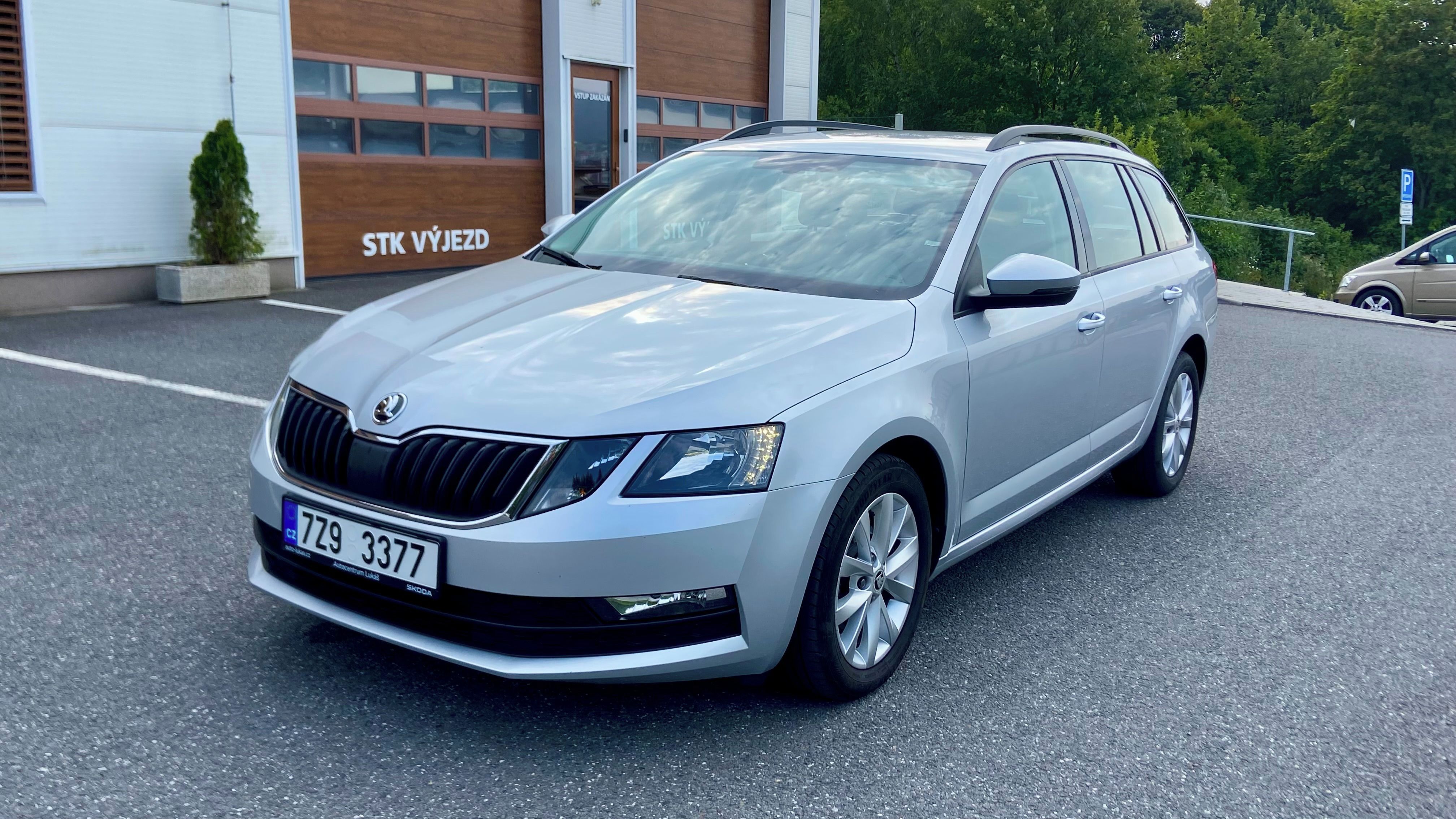 Škoda Octavia, 1.6 TDI DSG 85 KW EXECUTIVE
