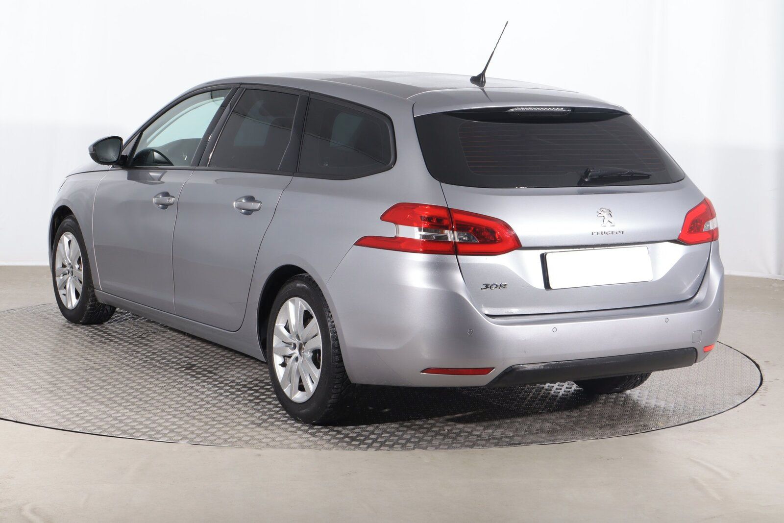Peugeot 308, 1.2 PureTech, Automat - fotka 4