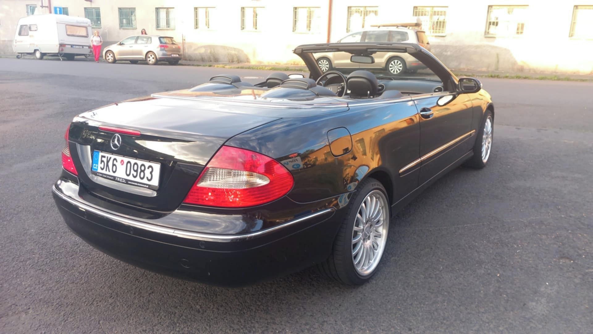 Mercedes-Benz CLK, Mercedes CLK 320cdi Cabrio - fotka 2
