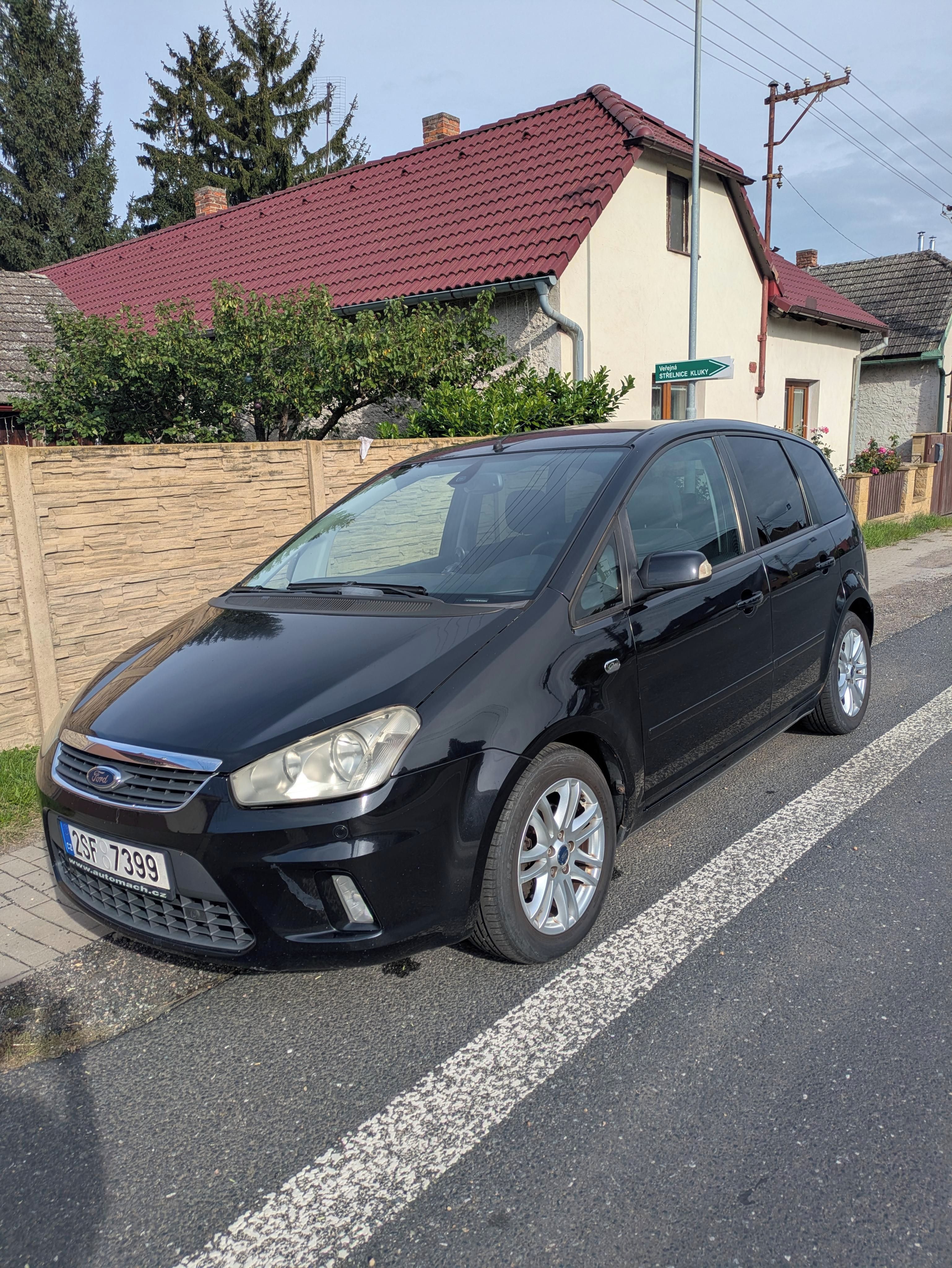 Ford C-MAX, Ghia TDCi servisováno - fotka 2