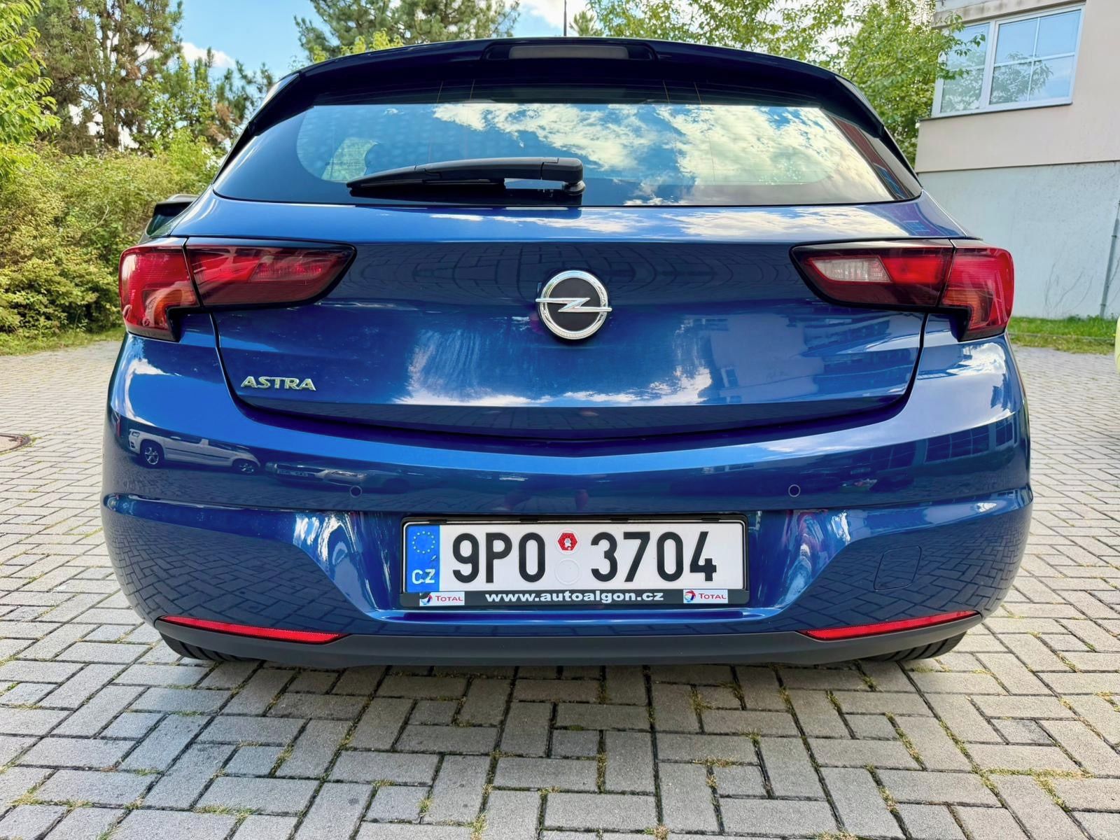Opel Astra, 96 kW, TOP stav - fotka 3