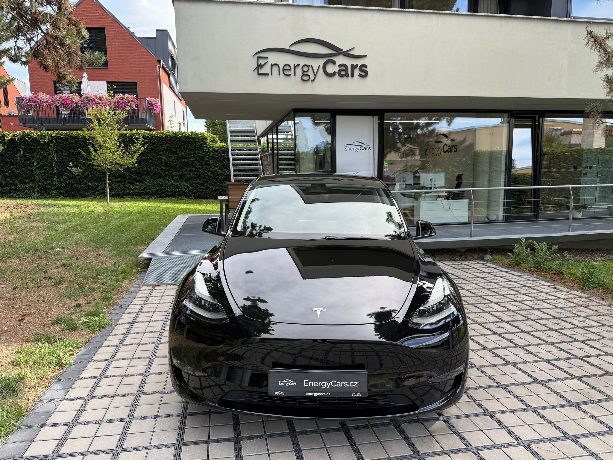 Tesla Model Y, Long Range AWD Tažné / záruka - fotka 2
