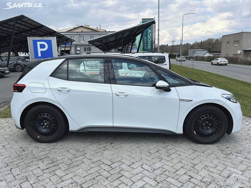 Volkswagen ID.3, Pure 110kw, 45kwh SOH 89% - fotka 4
