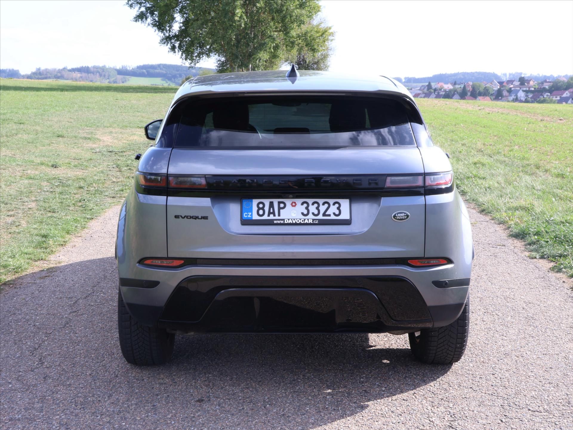 Land Rover Range Rover Evoque, 2,0 R-Dynamic 4WD 120kW - fotka 6