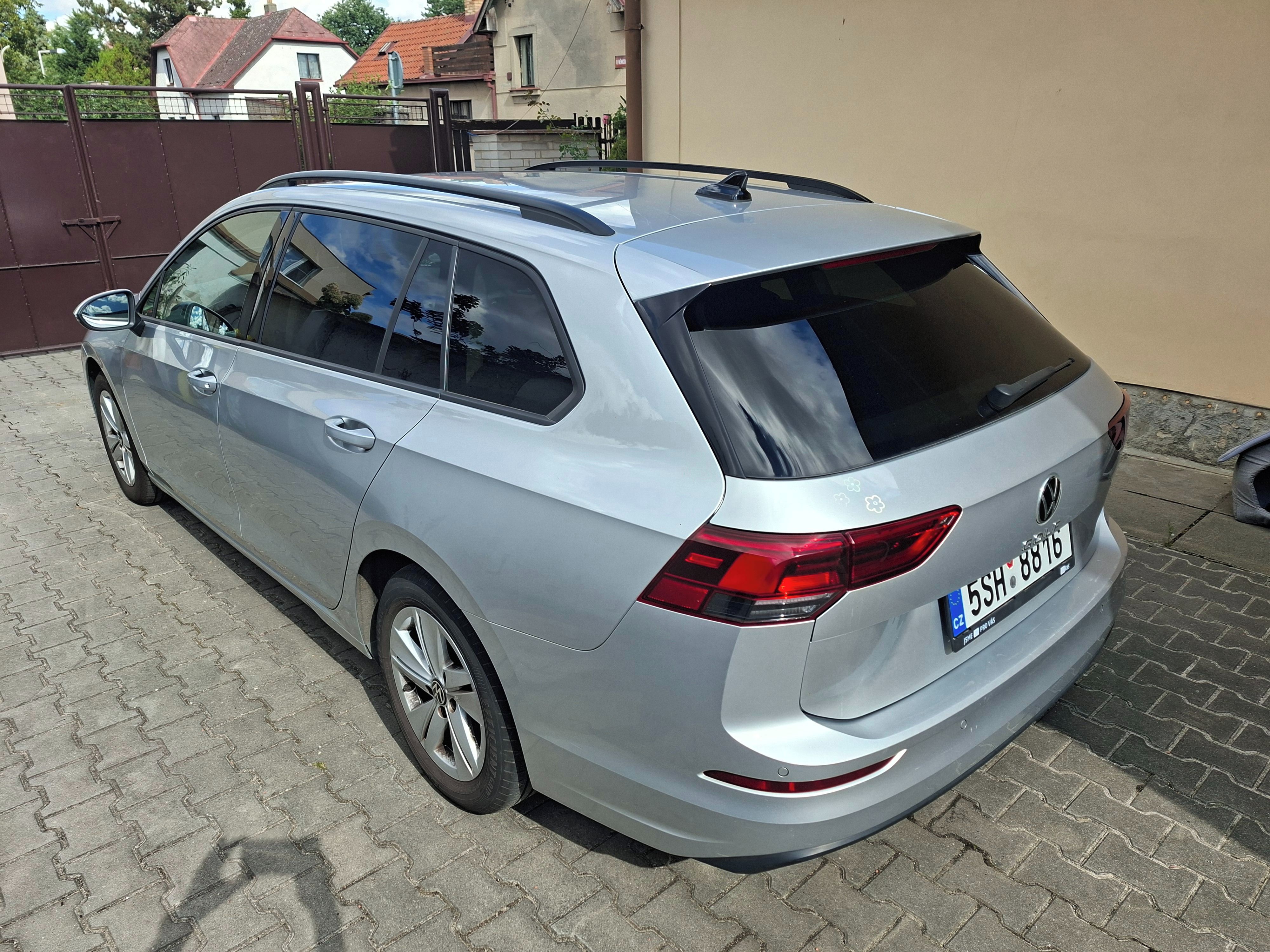 Volkswagen Golf, Golf Variant Life 1,5 TSI 6G - fotka 6