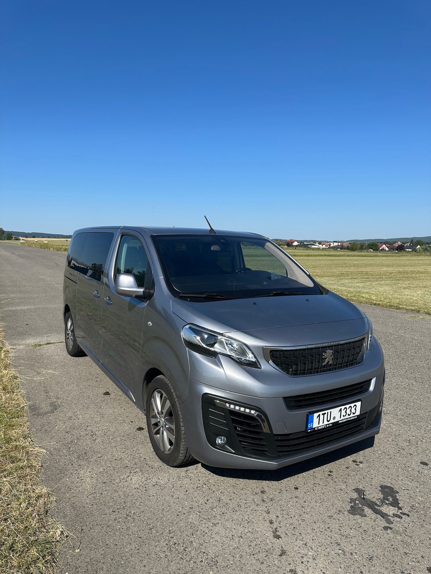 Peugeot Traveller, L2 Allure 2.0 BlueHDI 180k 8AT - fotka 3