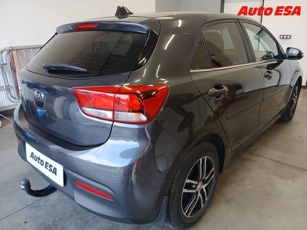 Kia Rio, 1.4i,ČR,AC,výhřev sed - fotka 2