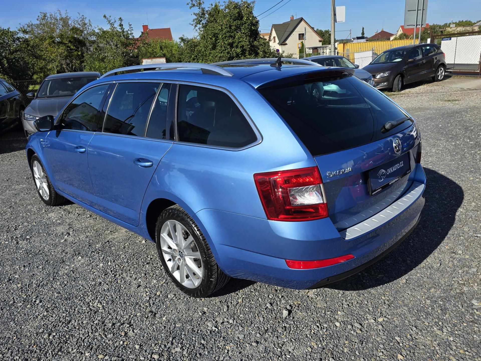 Škoda Octavia, 1.4TSI Bi XENON PANO 100% STAV - fotka 4
