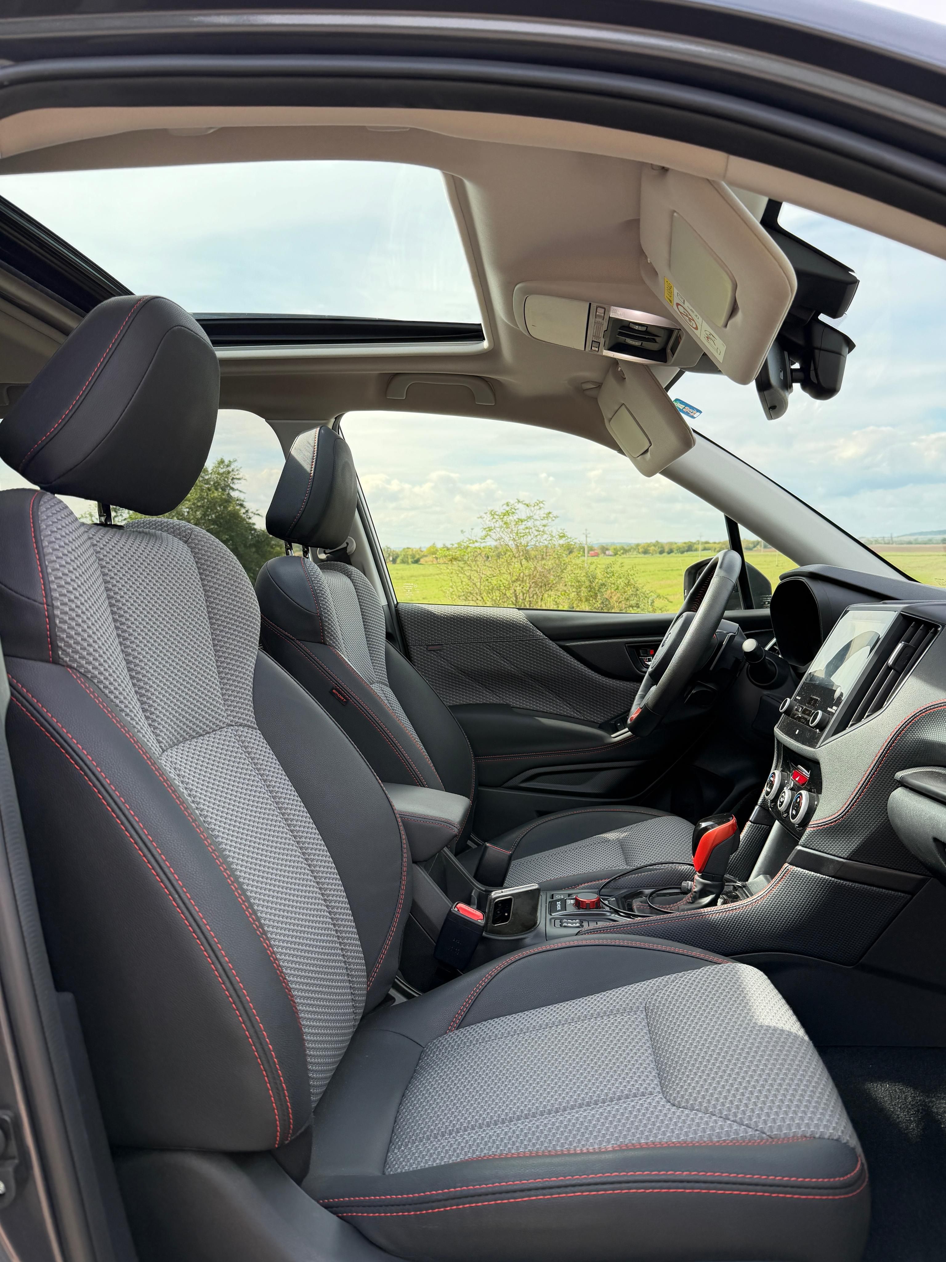 Subaru Forester, Střešní box, zimní pneu - fotka 4