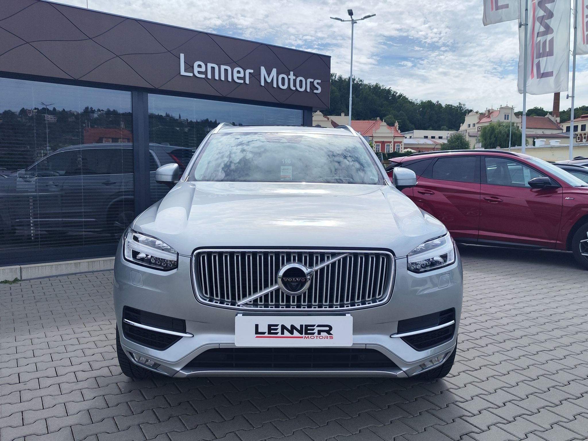 Volvo XC90, D5 2.0/173kW Inscription AT 4x - fotka 2