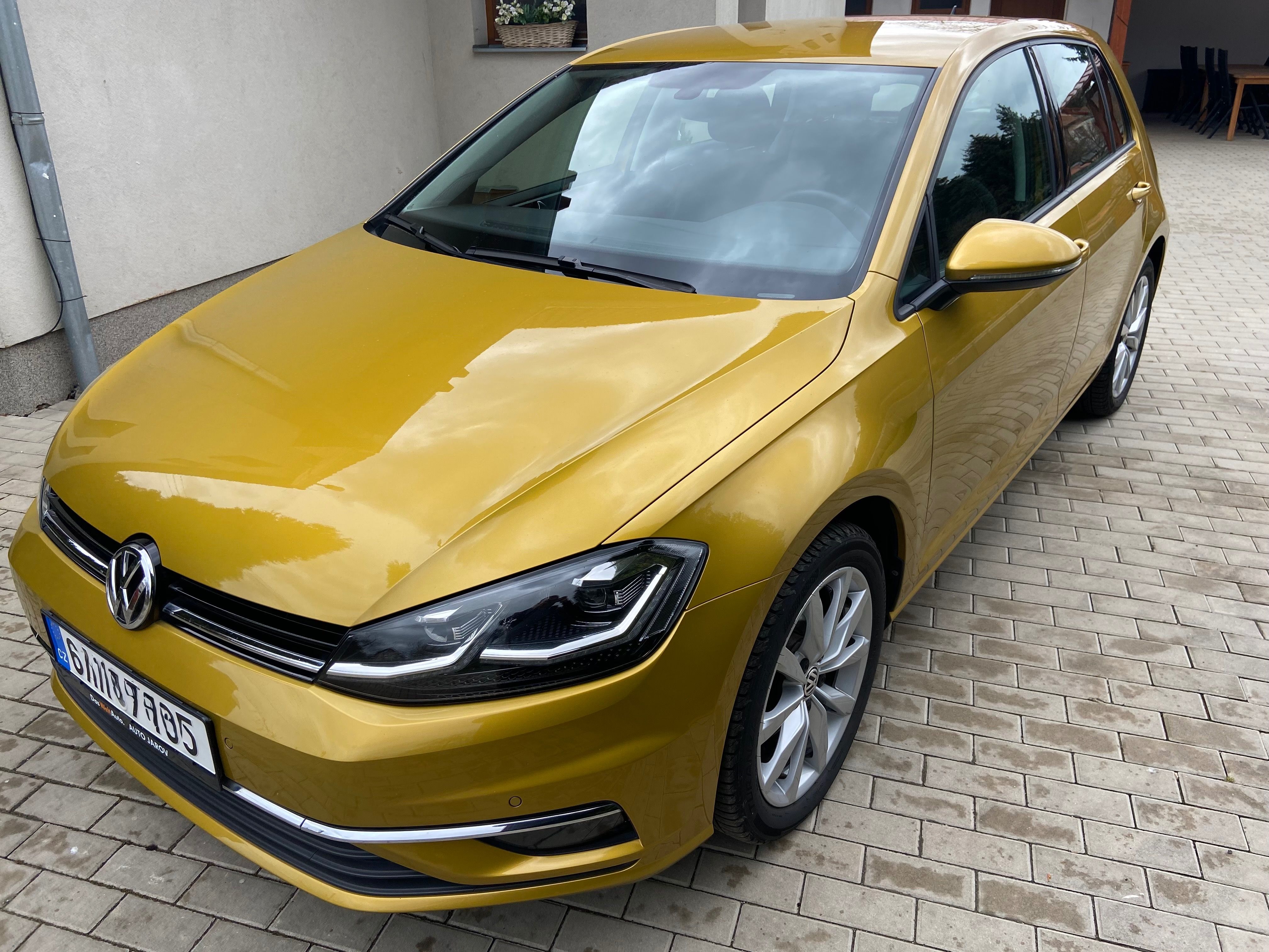 Volkswagen Golf, VW Golf 1.0 TSI, 1 majitel - fotka 2