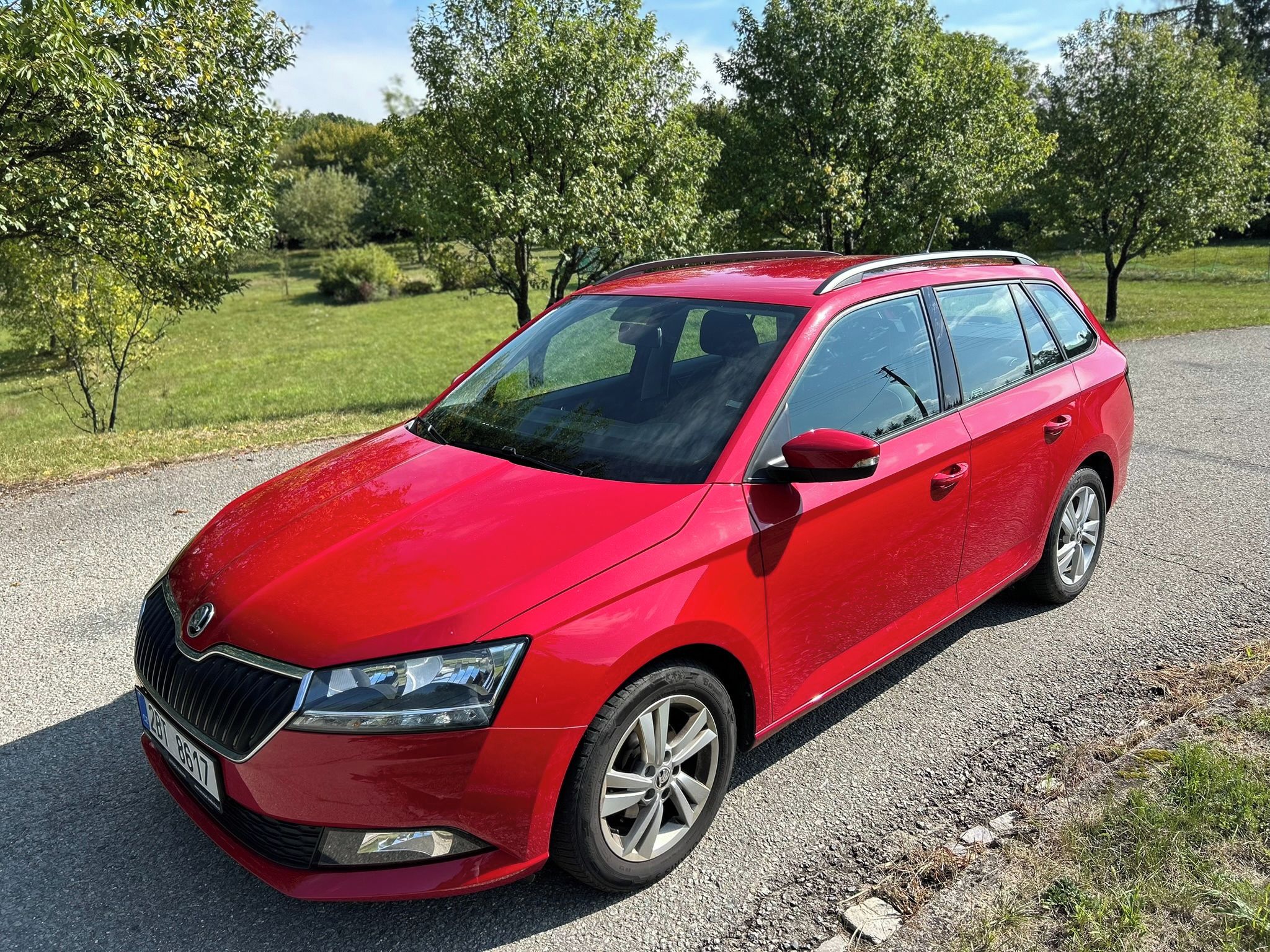 Škoda Fabia, 1.0tsi, původ ČR, 1. MAJITELKA - fotka 2