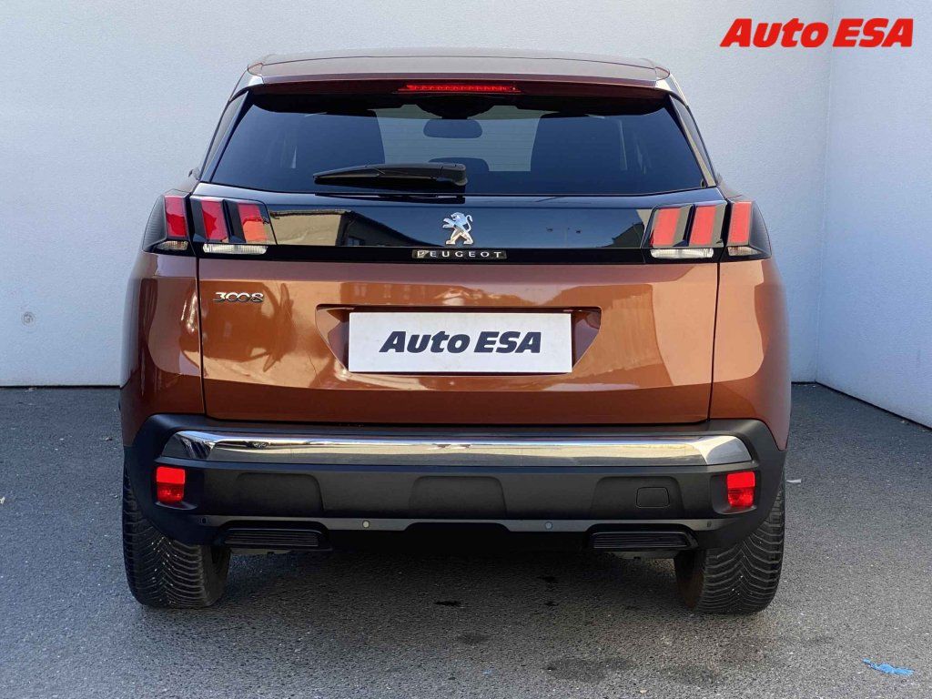 Peugeot 3008, 1.2,navi - fotka 5