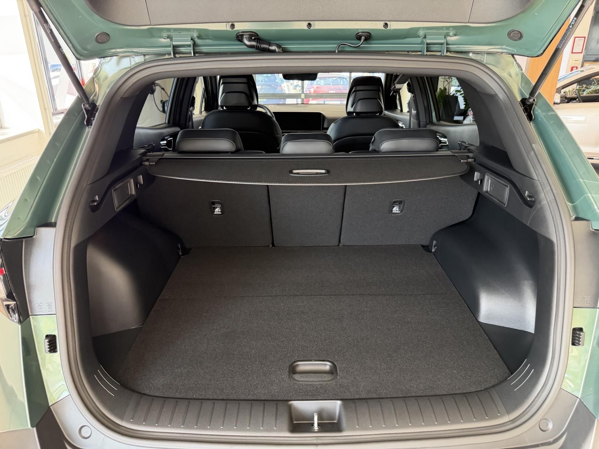 Kia Sportage, 1,6 T-GDi HEV 4x2 6AT BLACK ED - fotka 5