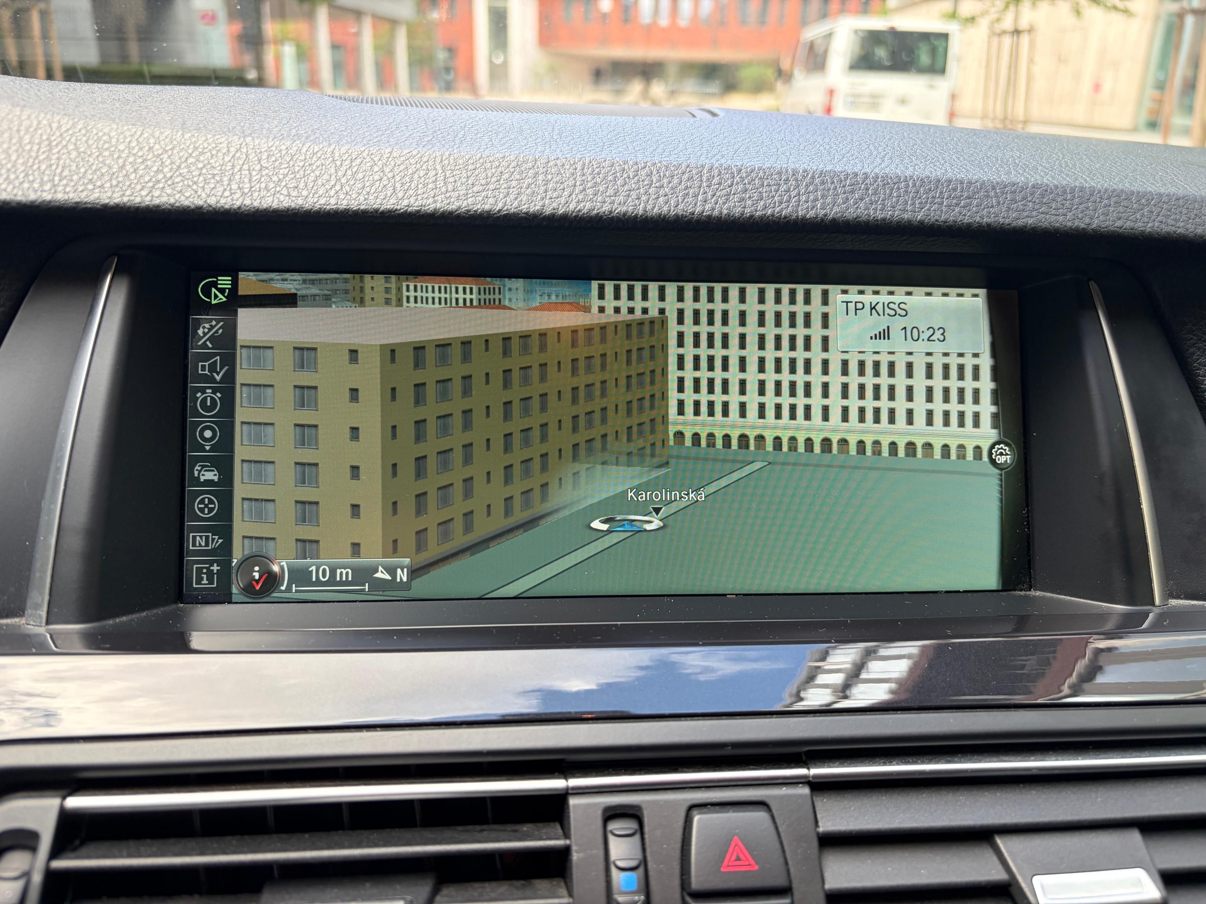 BMW Řada 5, BMW 520d X-DRIVE 2013 koupeno - fotka 6