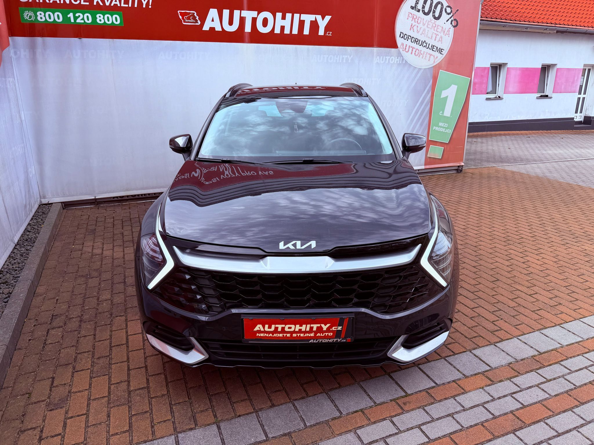 Kia Sportage, 1.6 T-GDI Exclusive DCT, ČR - fotka 2