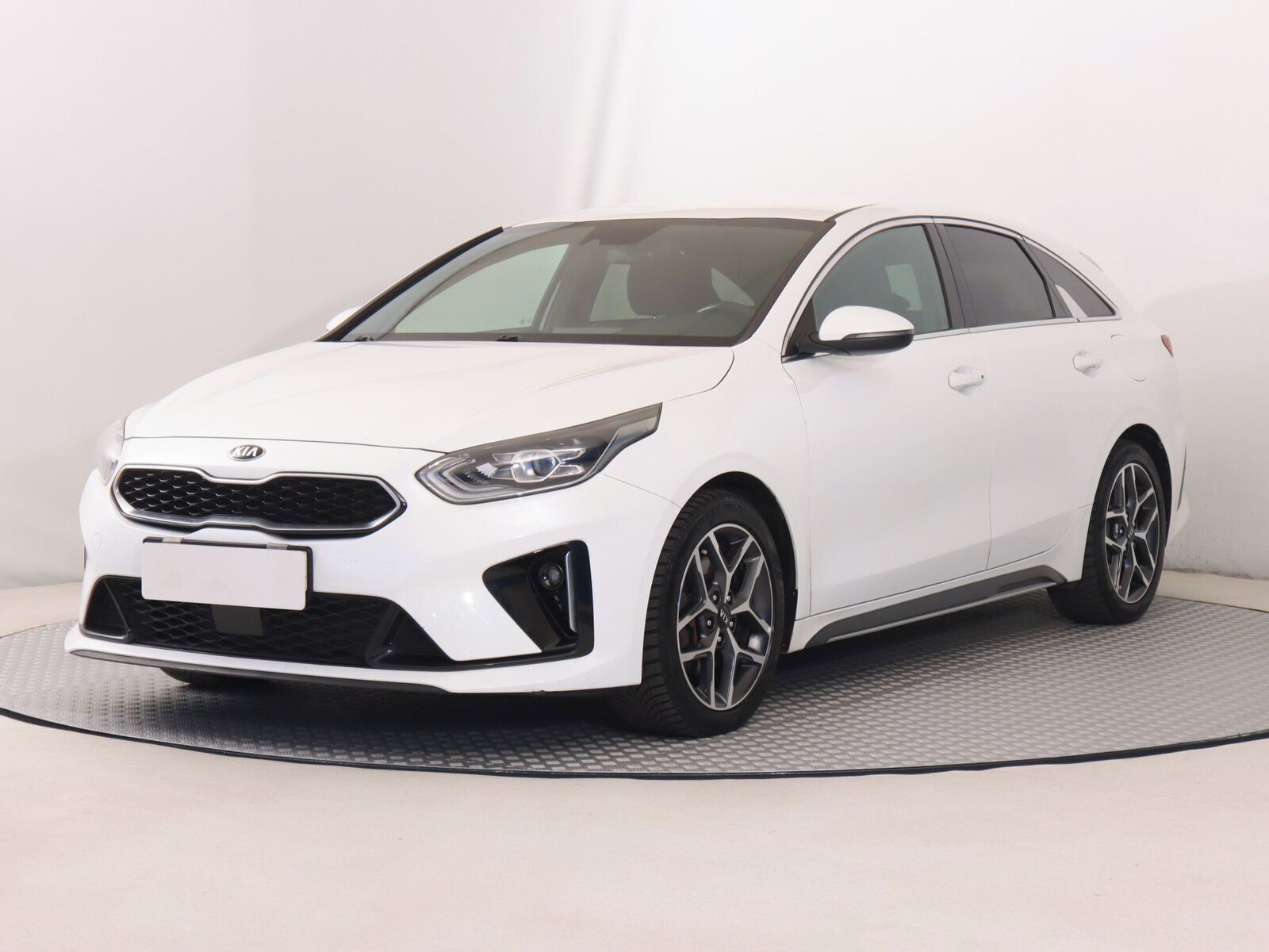 Kia ProCeed, 1.5 T-GDI, Automat, Serv.kniha - fotka 2