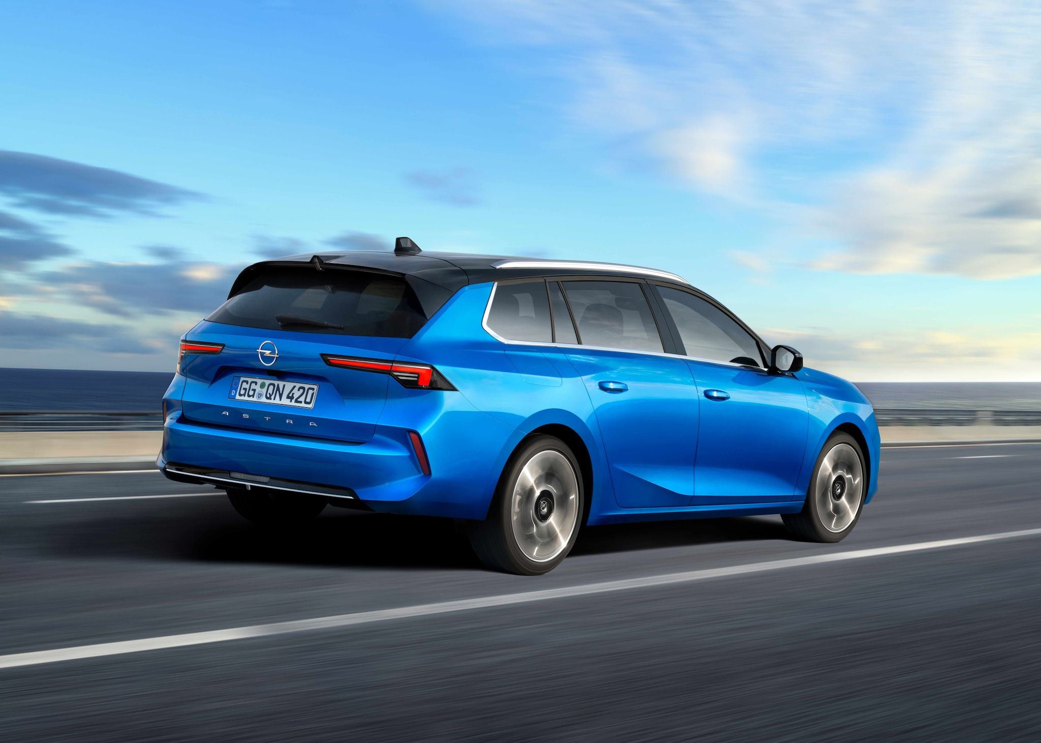 Opel Astra, Nova Edition ST 1.5 CDTI (96kW - fotka 2