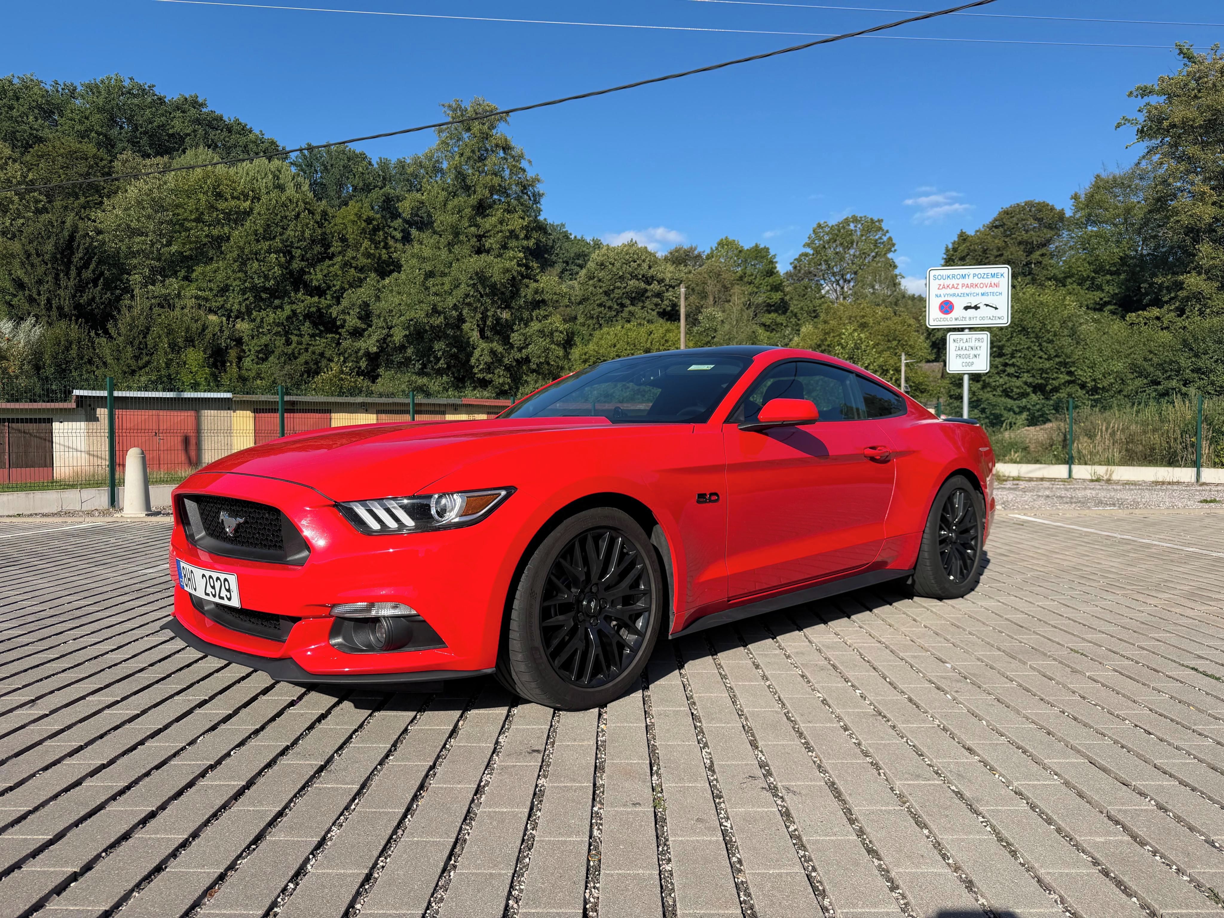 Ford Mustang, Ford Mustang GT