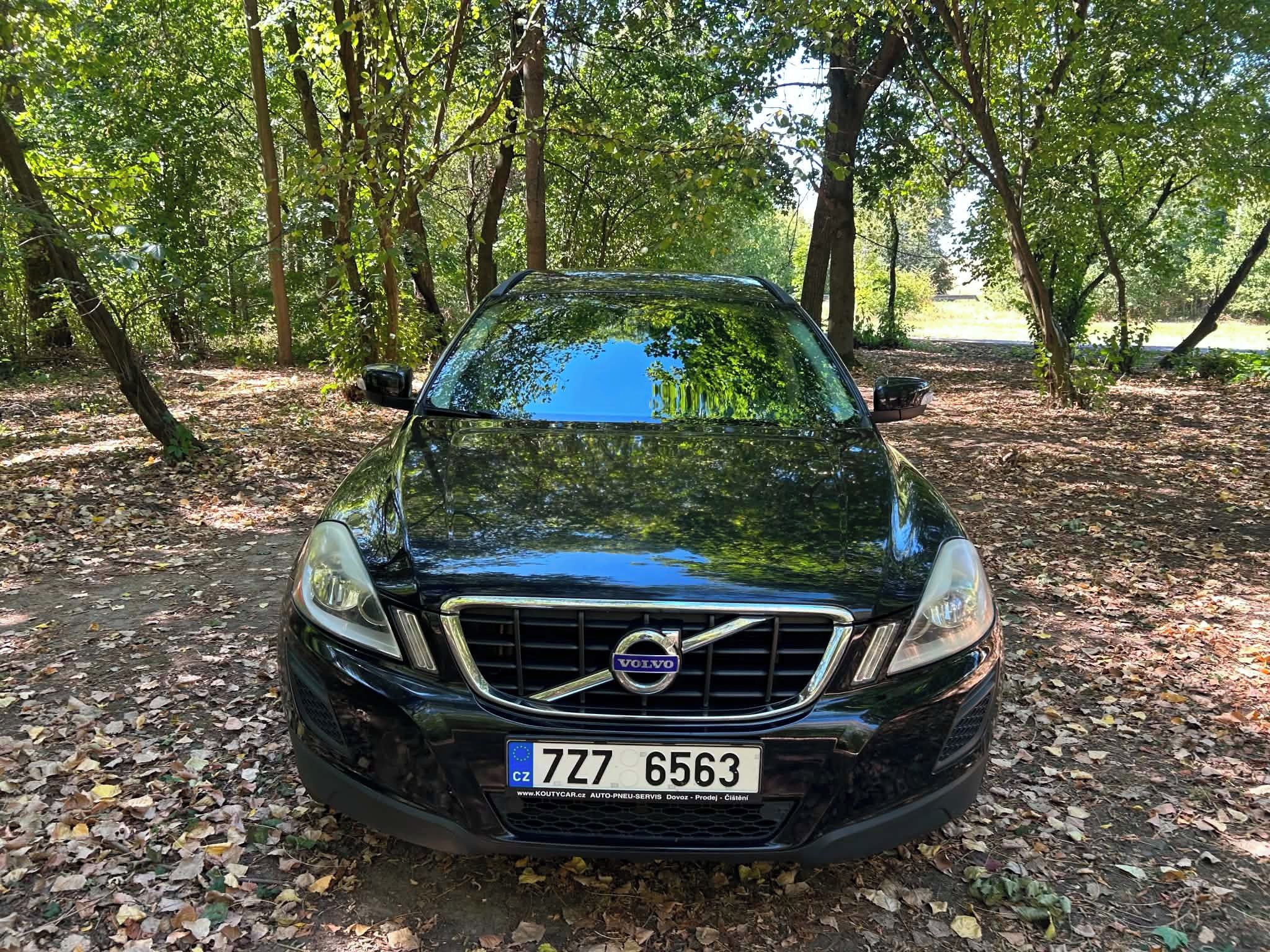 Volvo XC60, 2.0 Diesel - fotka 2