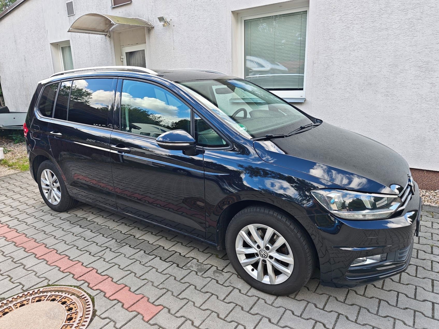 Volkswagen Touran, 1,4 TSi, AT, 110kW, nez.topení - fotka 4