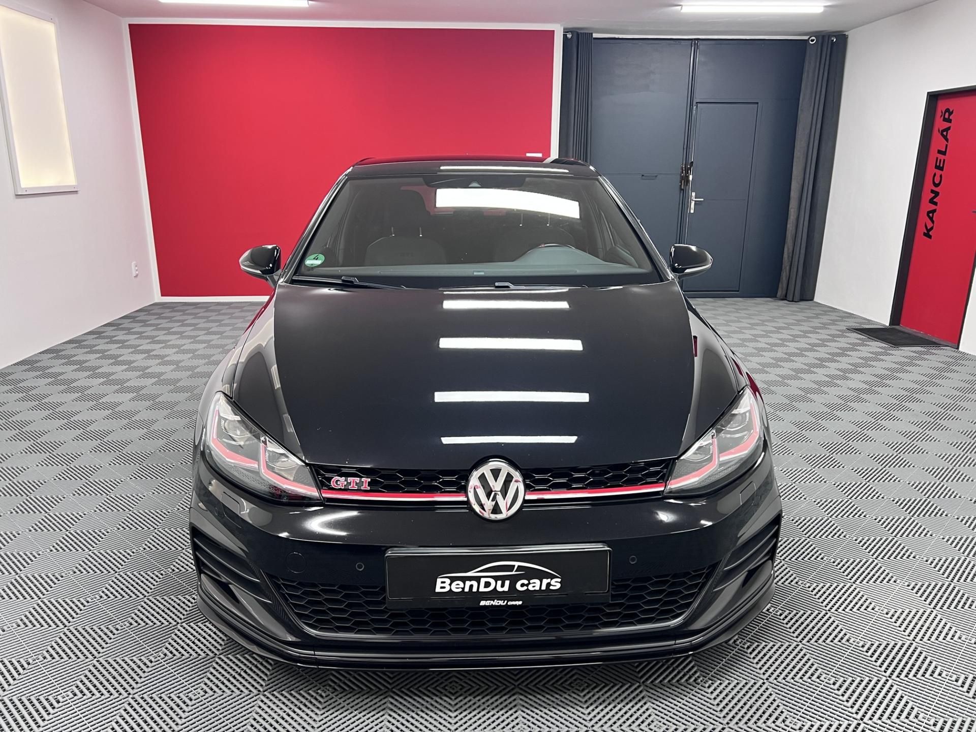 Volkswagen Golf, GTI TCR 213 kW Akrapovič - fotka 2