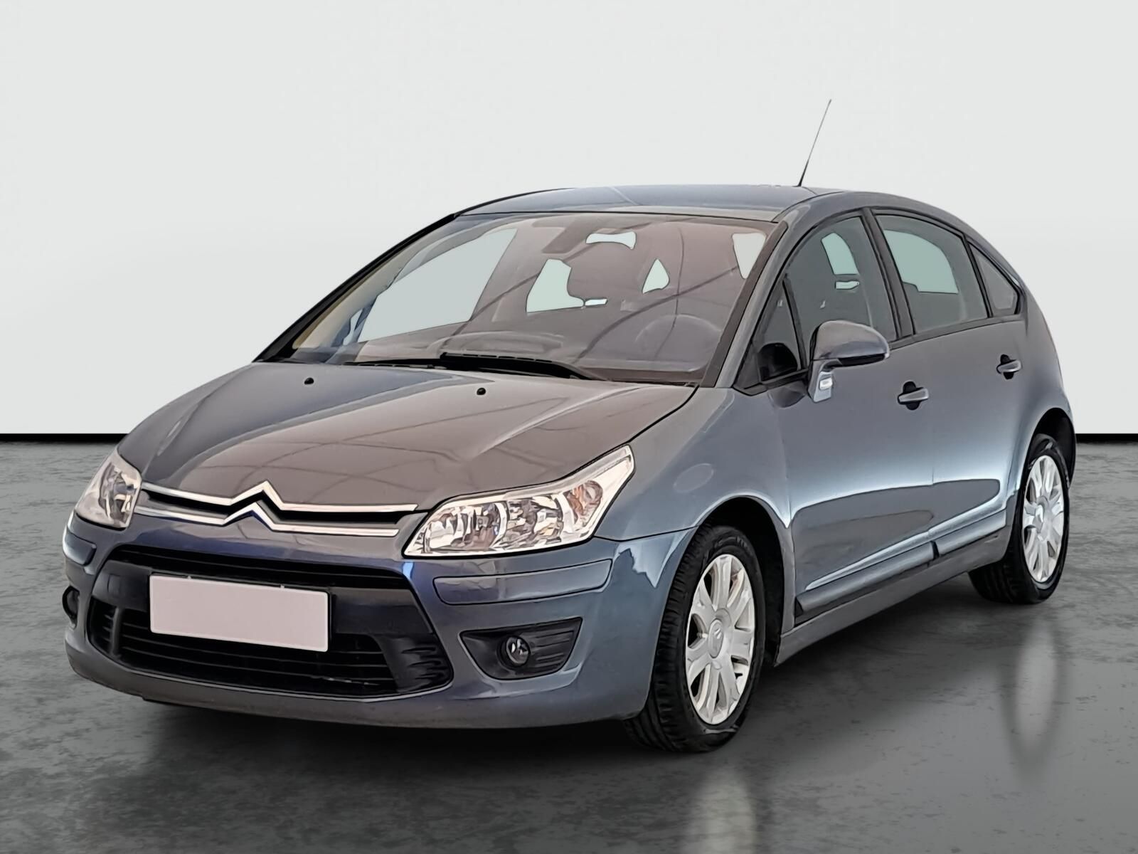 Citroën C4, 1.4 16V, Automatická klima - fotka 2