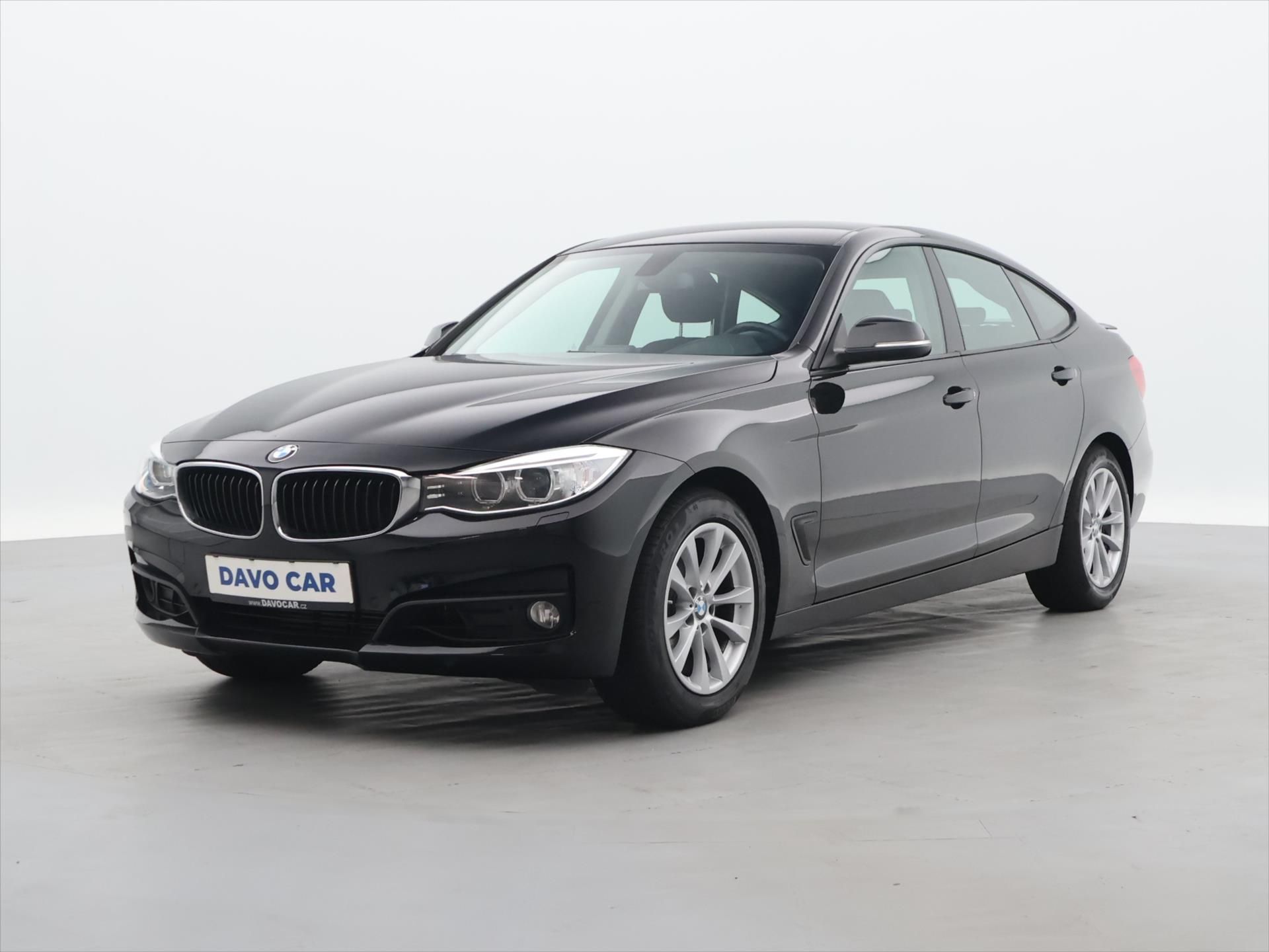 BMW Řada 3, 2,0 320d 140kW GT Advantage CZ - fotka 3