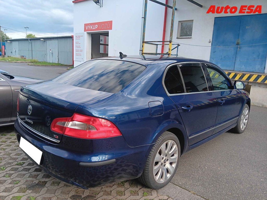 Škoda Superb, 2.0TDi,ČR - fotka 2