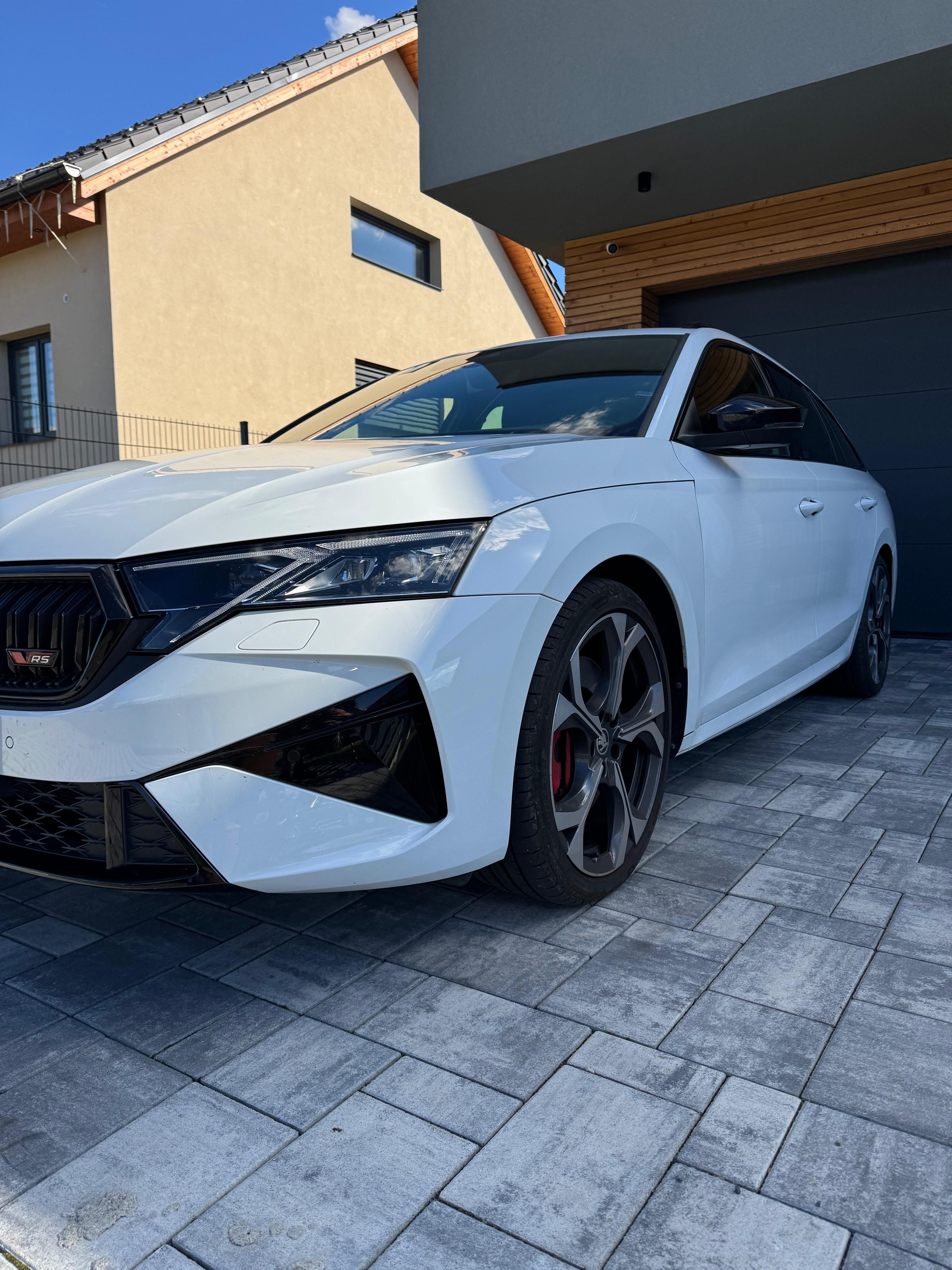 Škoda Octavia - fotka 6