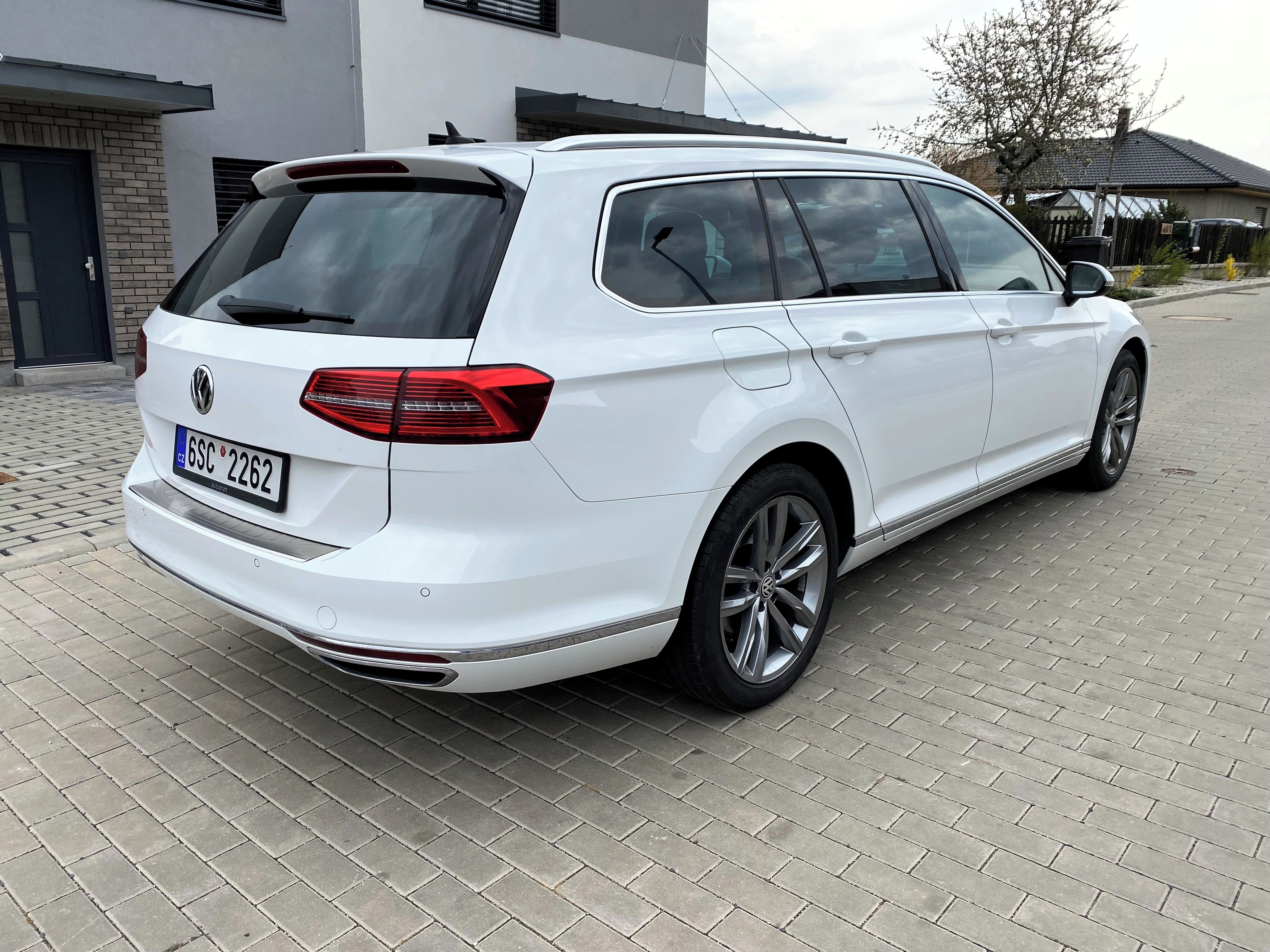 Volkswagen Passat Variant, 2.0 TDI, DSG, 140kW, kůže, DPH - fotka 6