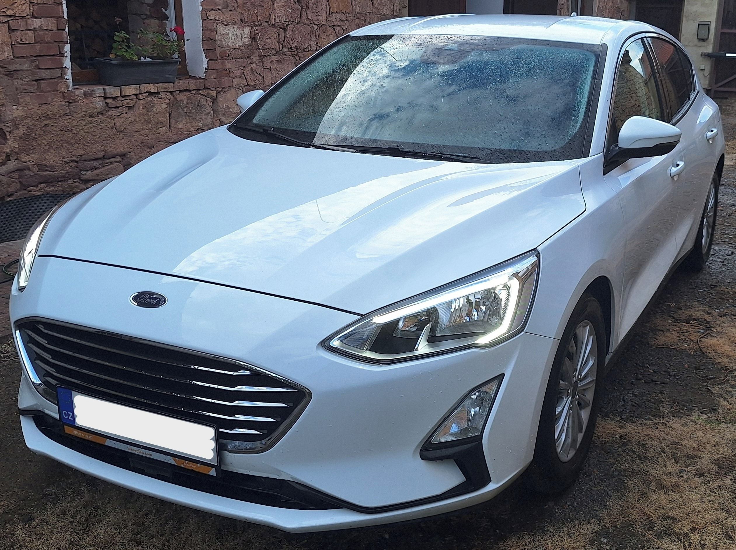 Ford Focus, 1.0 92kW Titanium Winter Pack - fotka 2