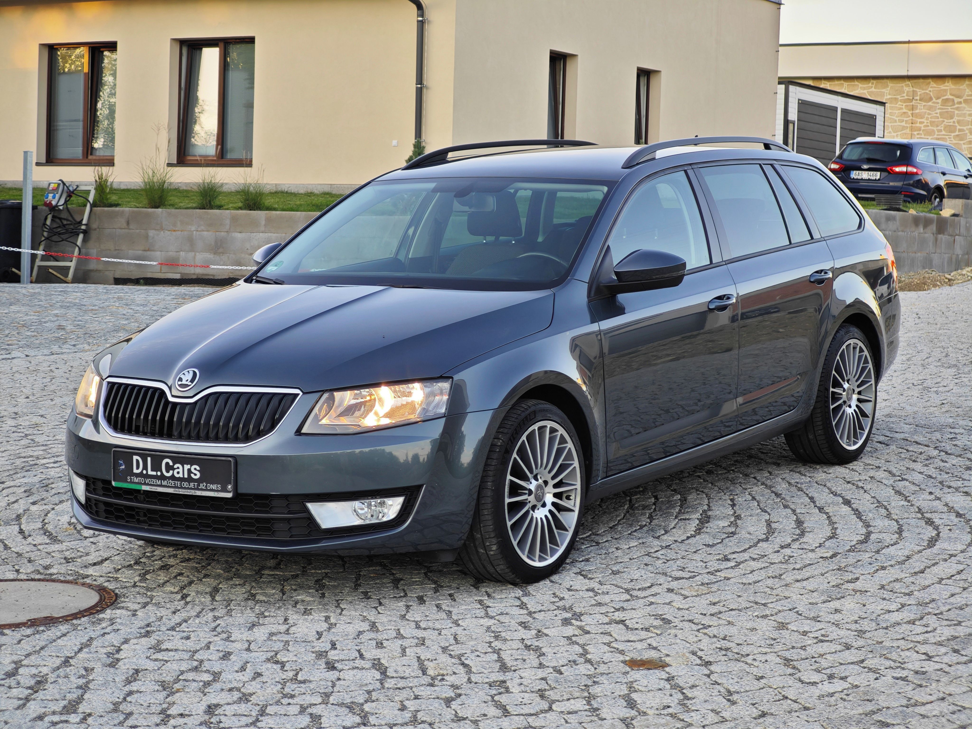 Škoda Octavia, 2.0 Tdi, 110Kw,  "Ambition" - fotka 3