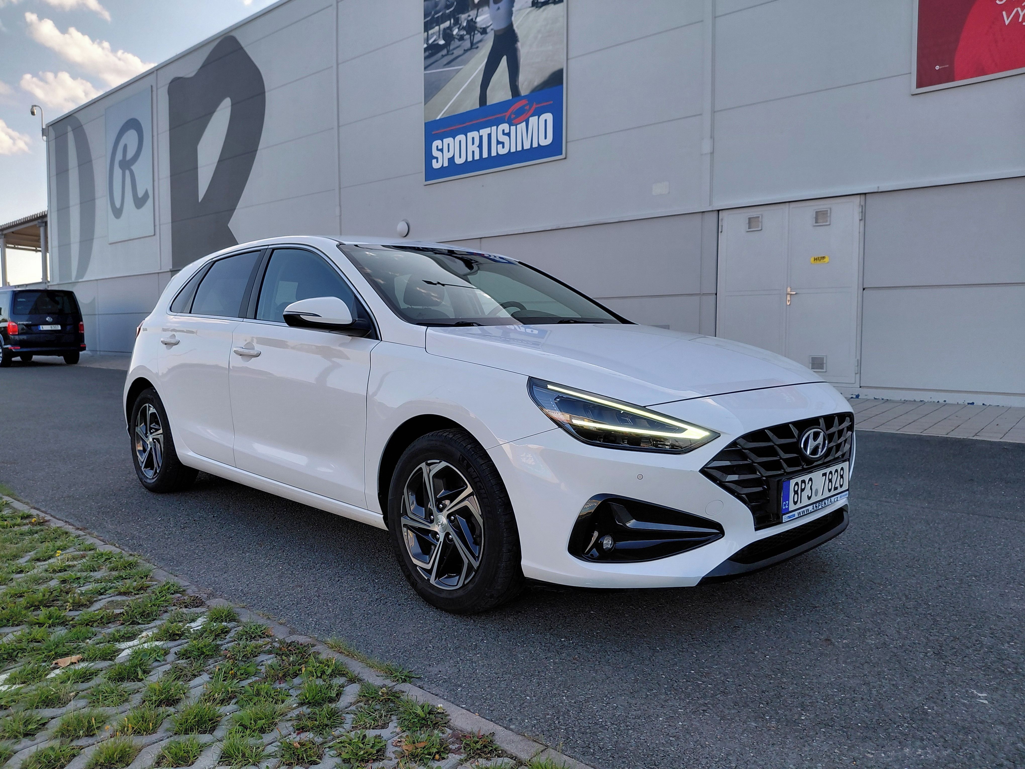 Hyundai i30, 1.5CVVT 81KW 1.MAJ 74 710KM!!