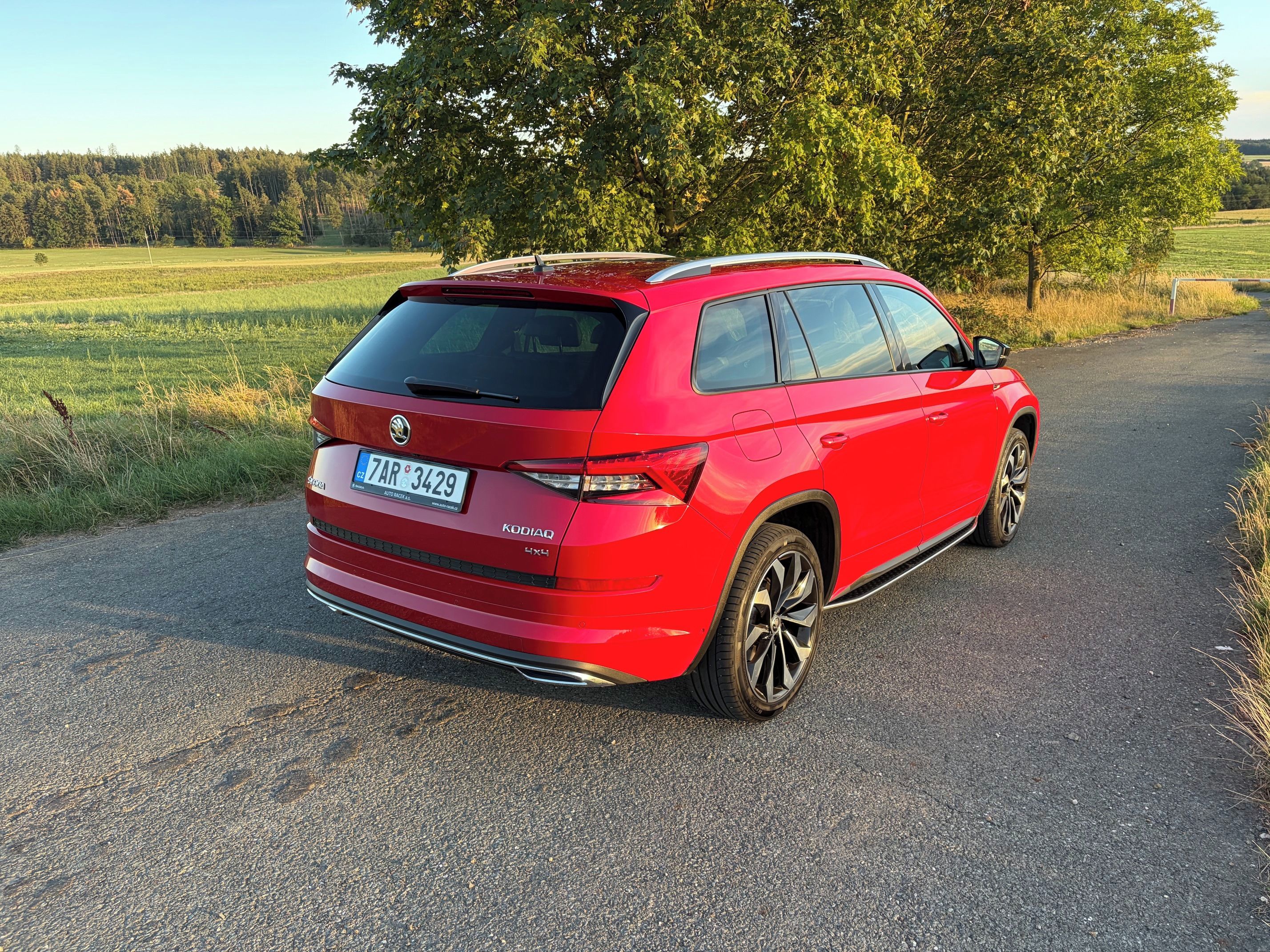Škoda Kodiaq, Sportline 2.0 TDI 140kW 4x4 - fotka 4