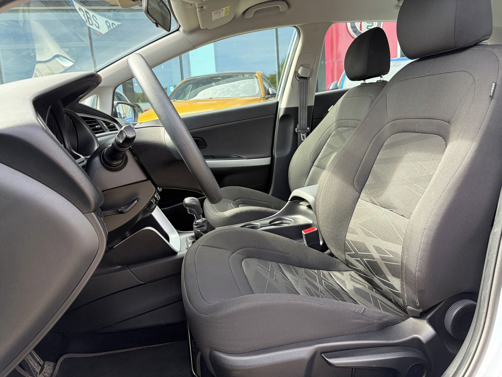 Kia Cee´d, 1.4 CVVT 73 kW Comfort - fotka 6