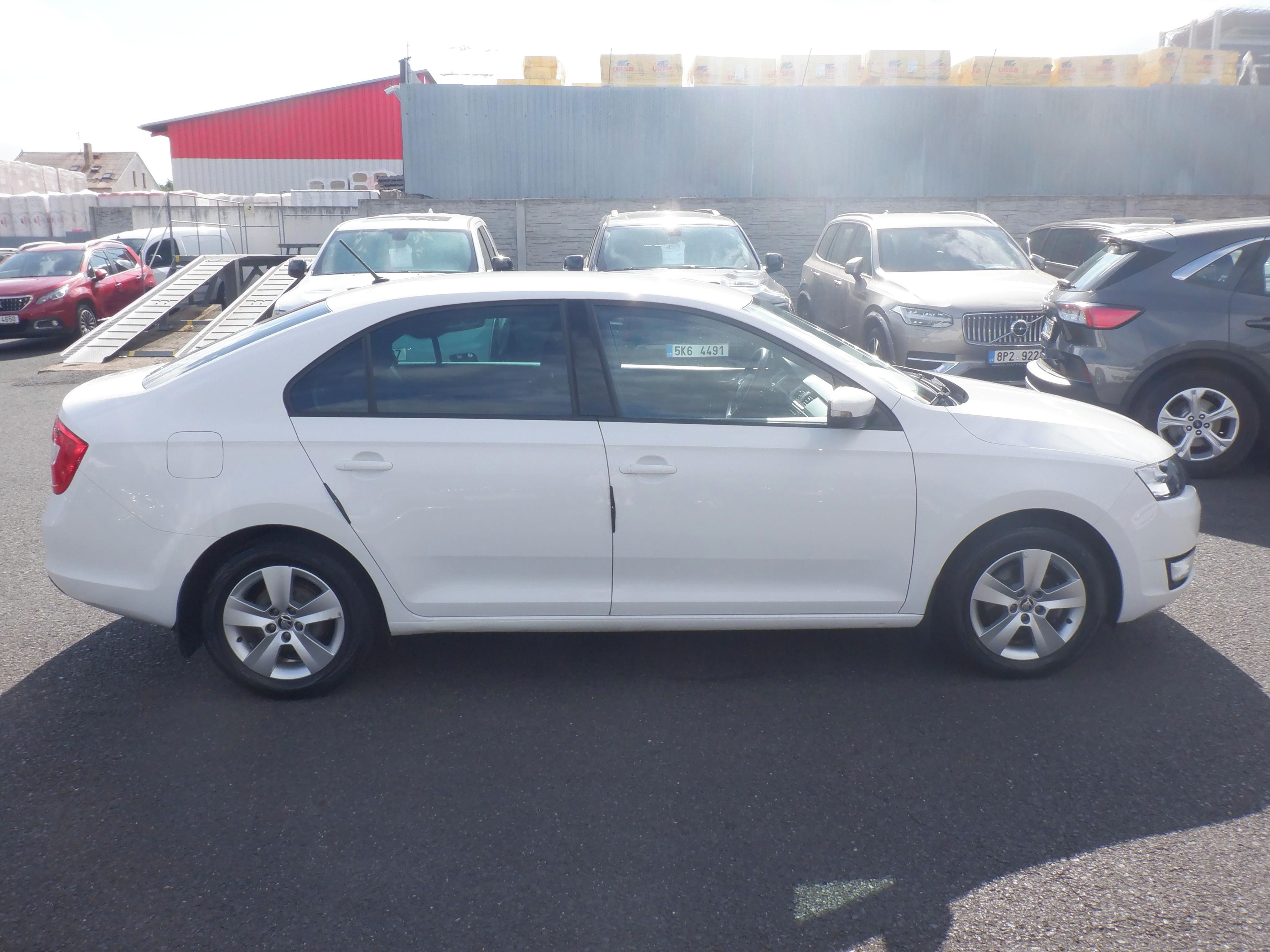 Škoda Rapid, 1.2 TSI Ambition,1.majitel,ČR - fotka 4