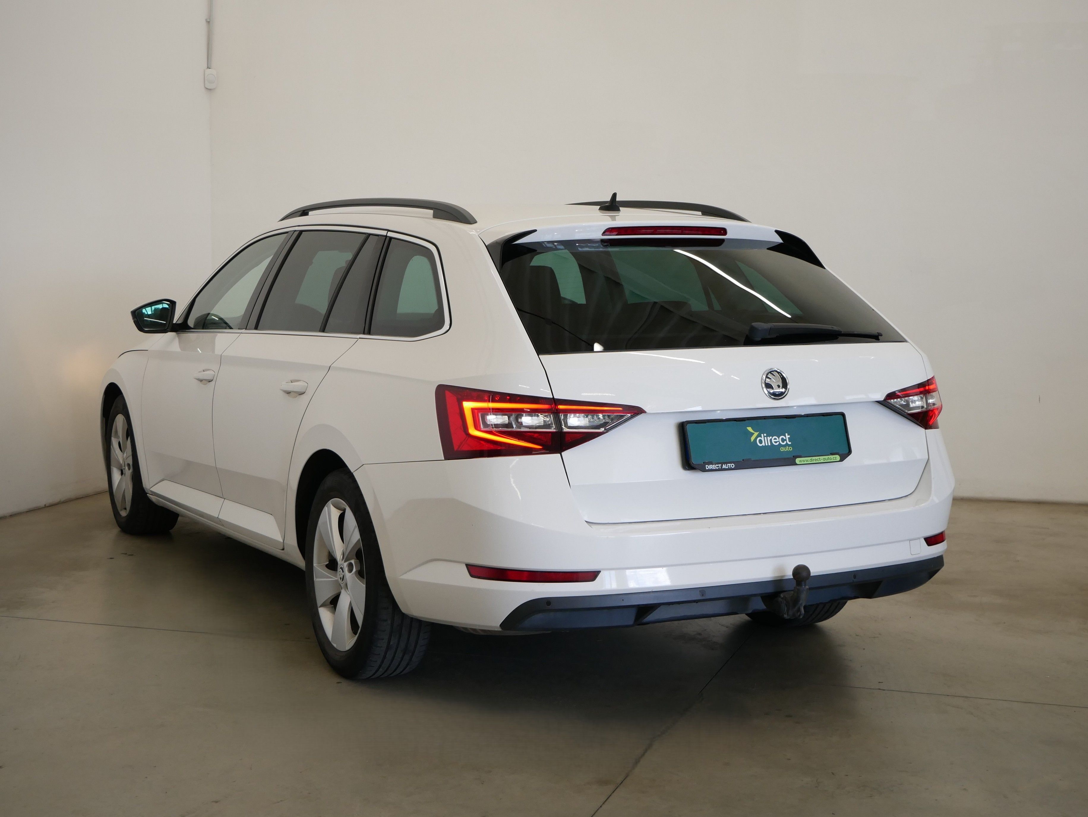 Škoda Superb, 2.0 TDI 140 kW Ambition - fotka 3